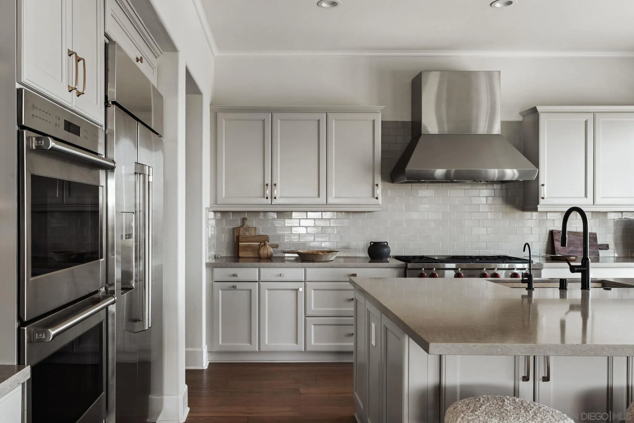 https://cdn.realtyfeed.com/cdn/127/260003460/dd111120ed67f03063dddb8adfe00059.webp