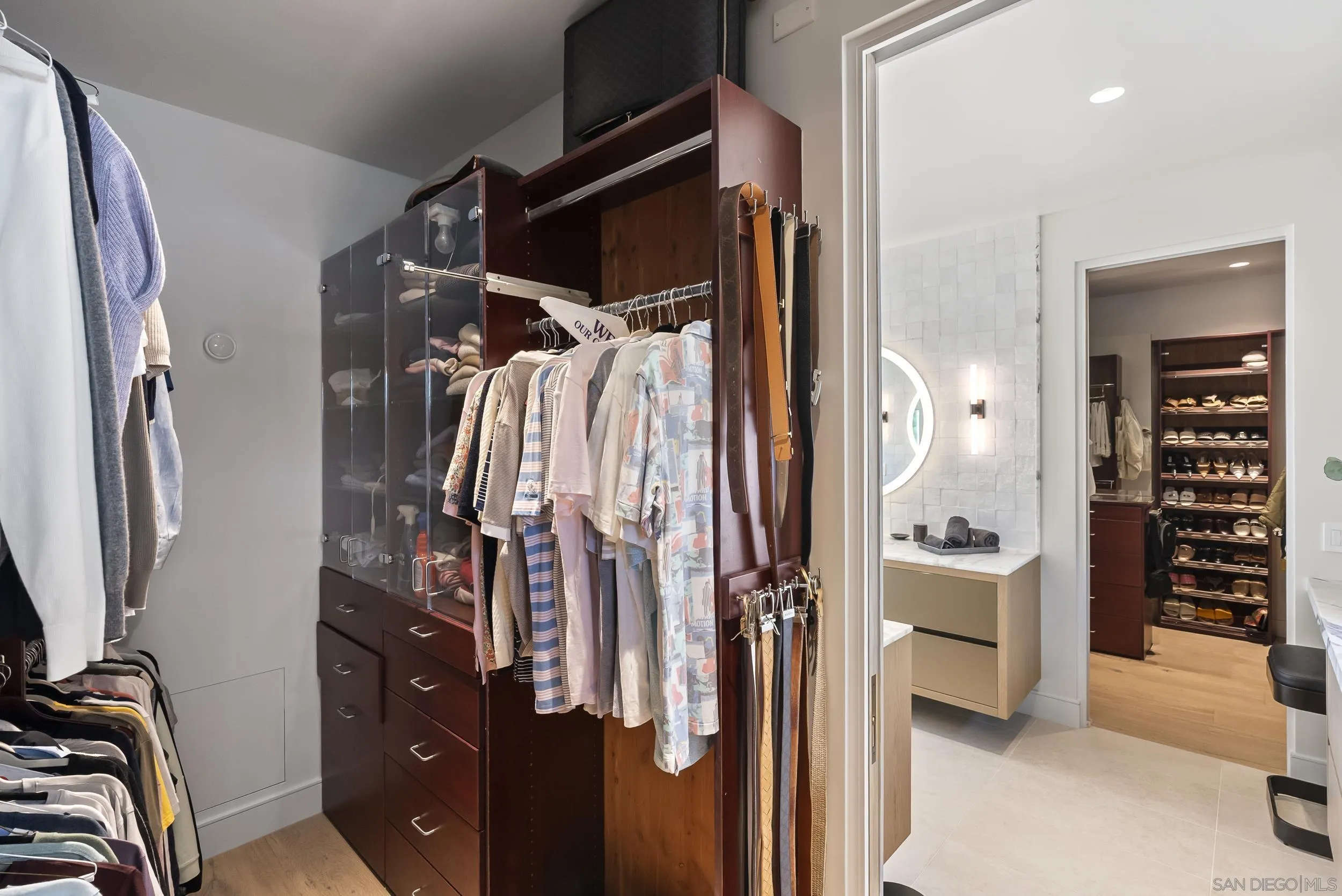 https://cdn.realtyfeed.com/cdn/127/260003461/0f25b8ebe68fd92958ad70c985b51e34.webp