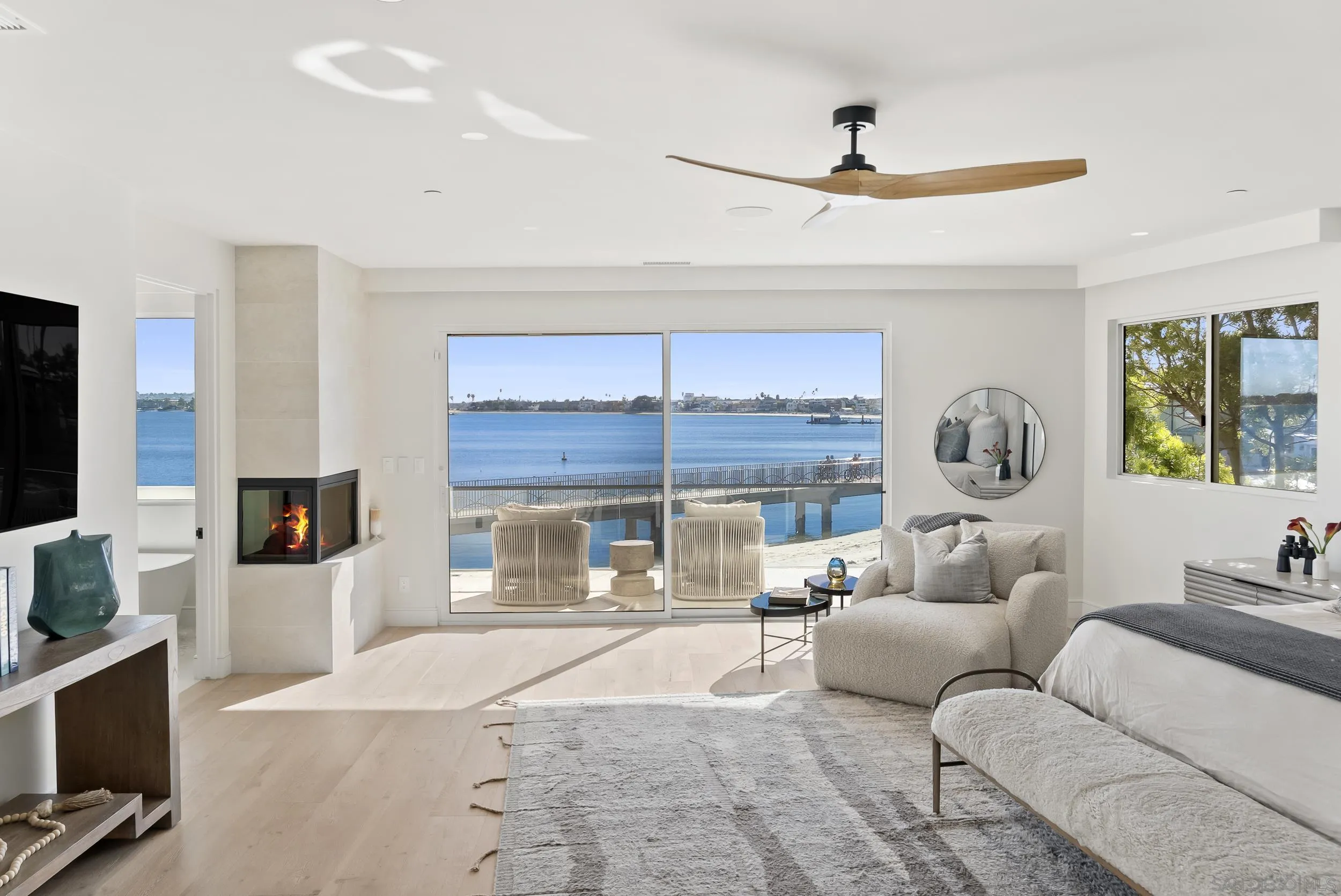 https://cdn.realtyfeed.com/cdn/127/260003461/3fc0175646fefc1c9cd583b5c888b643.webp