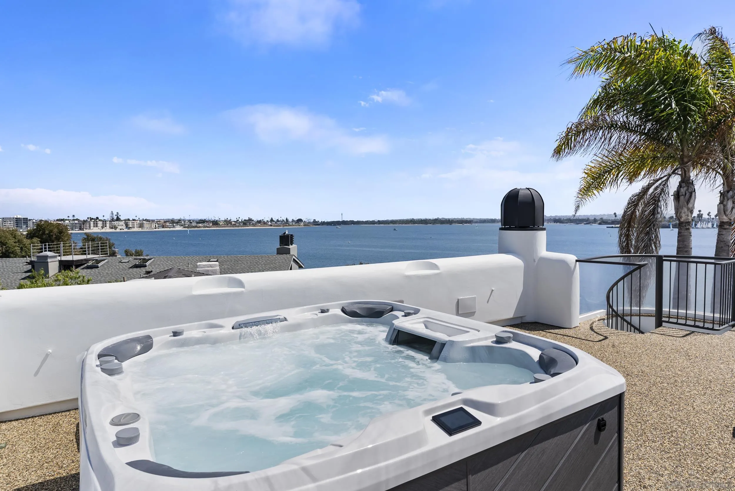 https://cdn.realtyfeed.com/cdn/127/260003461/80f1fed5eb5d718863533d6652e376b1.webp