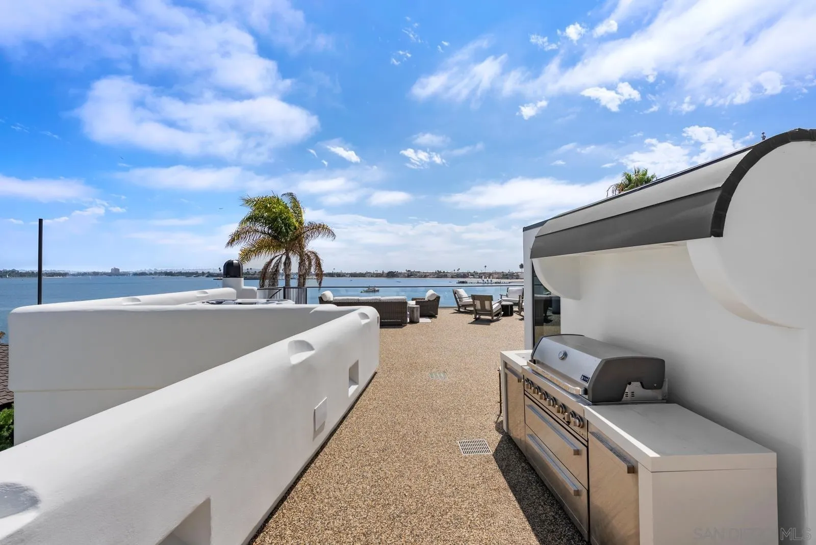 https://cdn.realtyfeed.com/cdn/127/260003461/a959c9a412ef37a7cd0d635a8e5587ec.webp