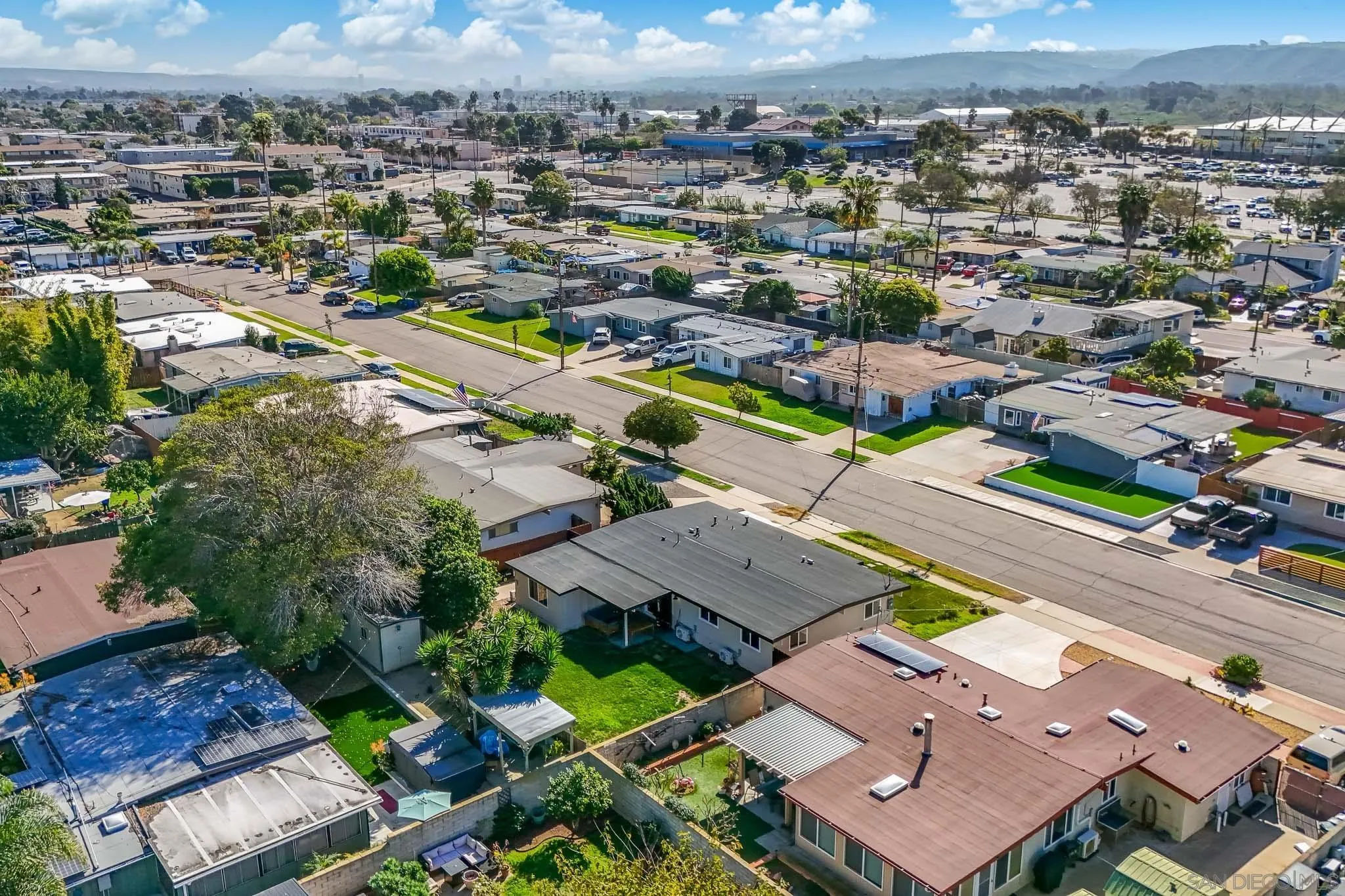 https://cdn.realtyfeed.com/cdn/127/260003465/15d89c41e34dd8c51fb759e6309f804b.webp
