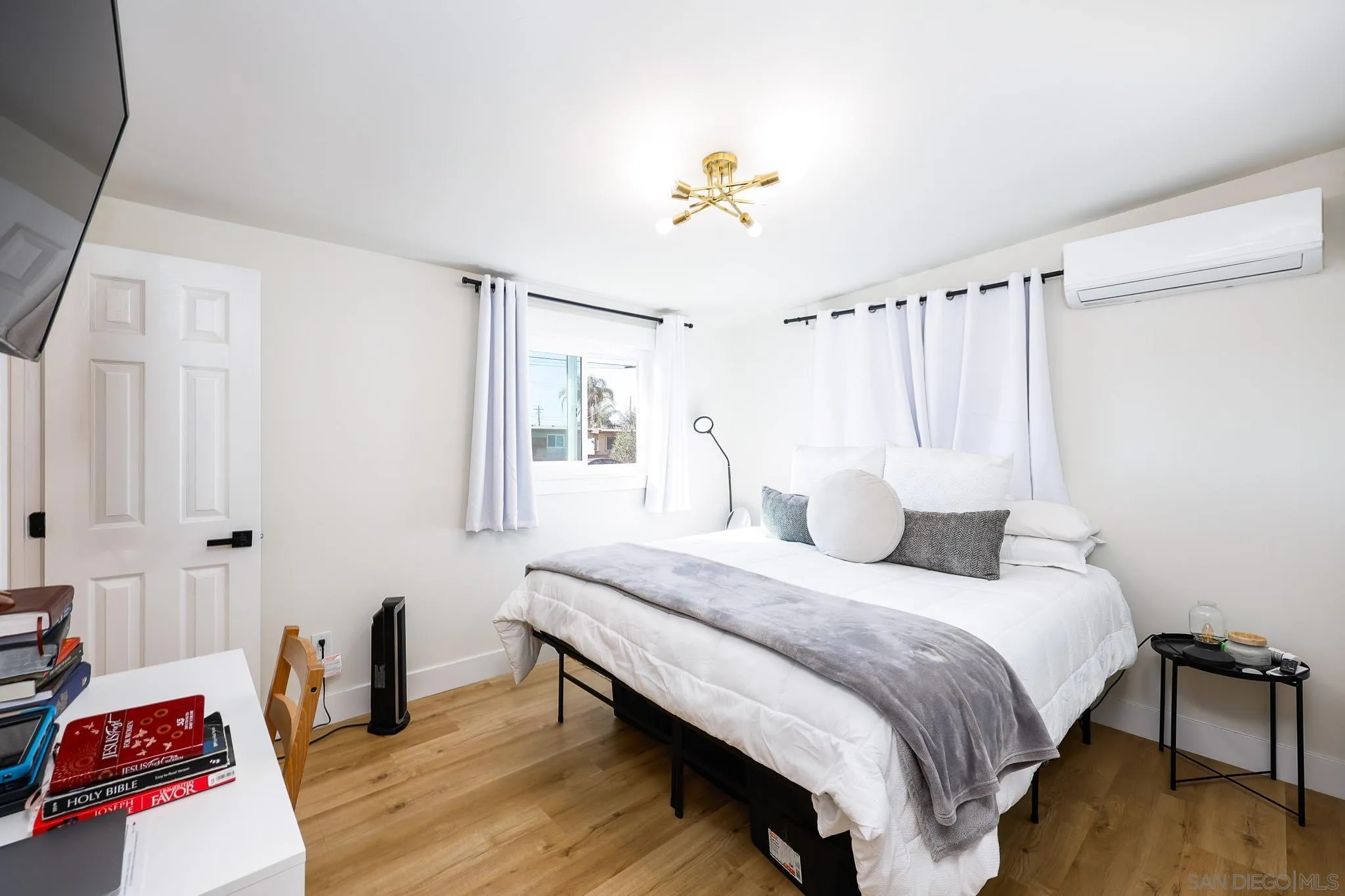 https://cdn.realtyfeed.com/cdn/127/260003465/4fdbaaf4f1806c728f7782d1f0b64ad7.webp