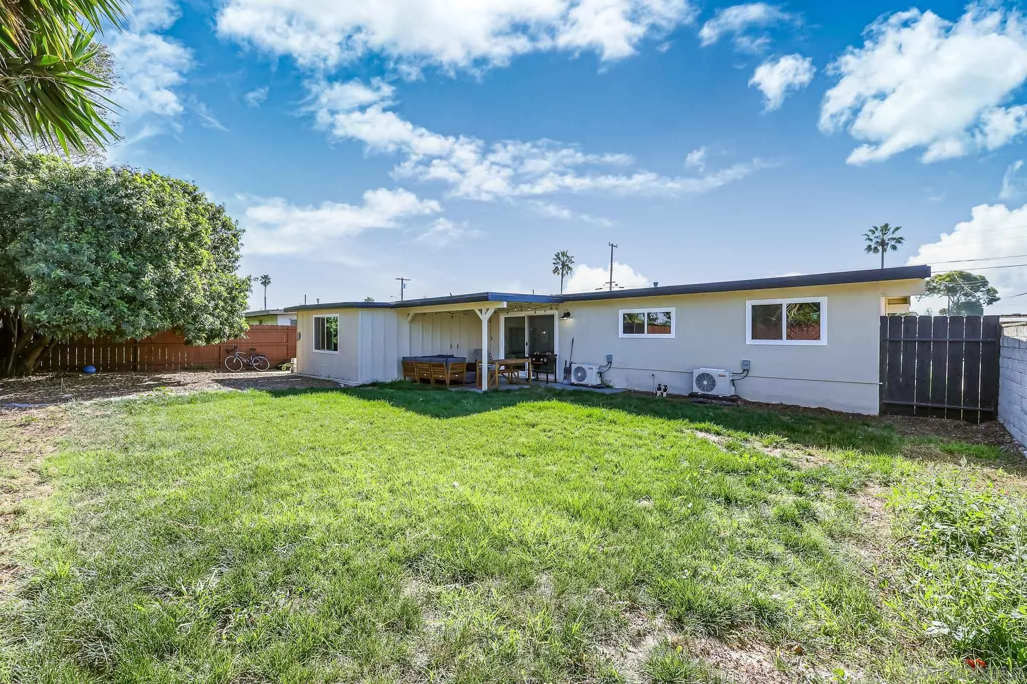 https://cdn.realtyfeed.com/cdn/127/260003465/8cb60376aacb32bcec13a68e3b61d258.webp