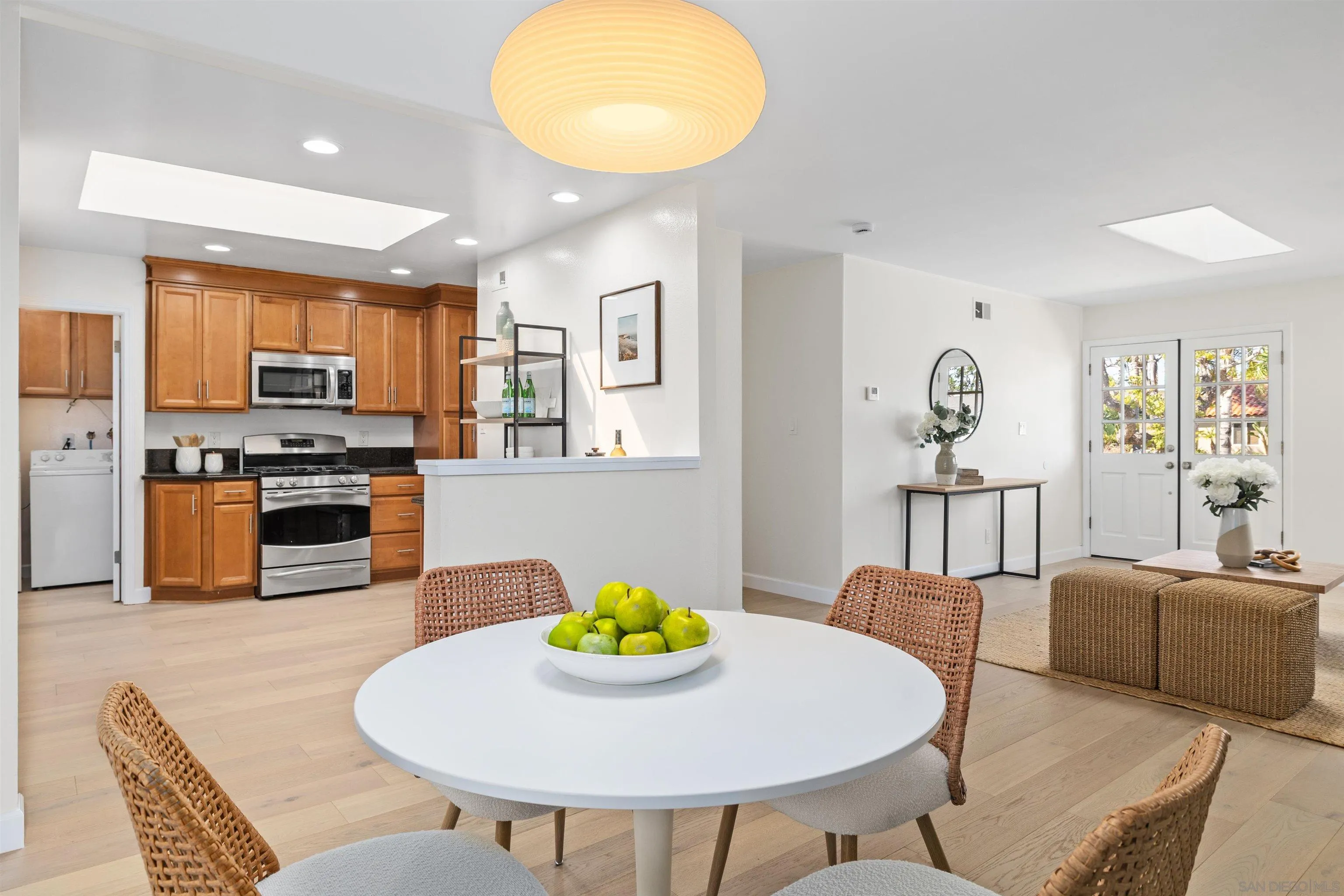 https://cdn.realtyfeed.com/cdn/127/260003466/bf366474d53959091b15397f29a4aaba.webp