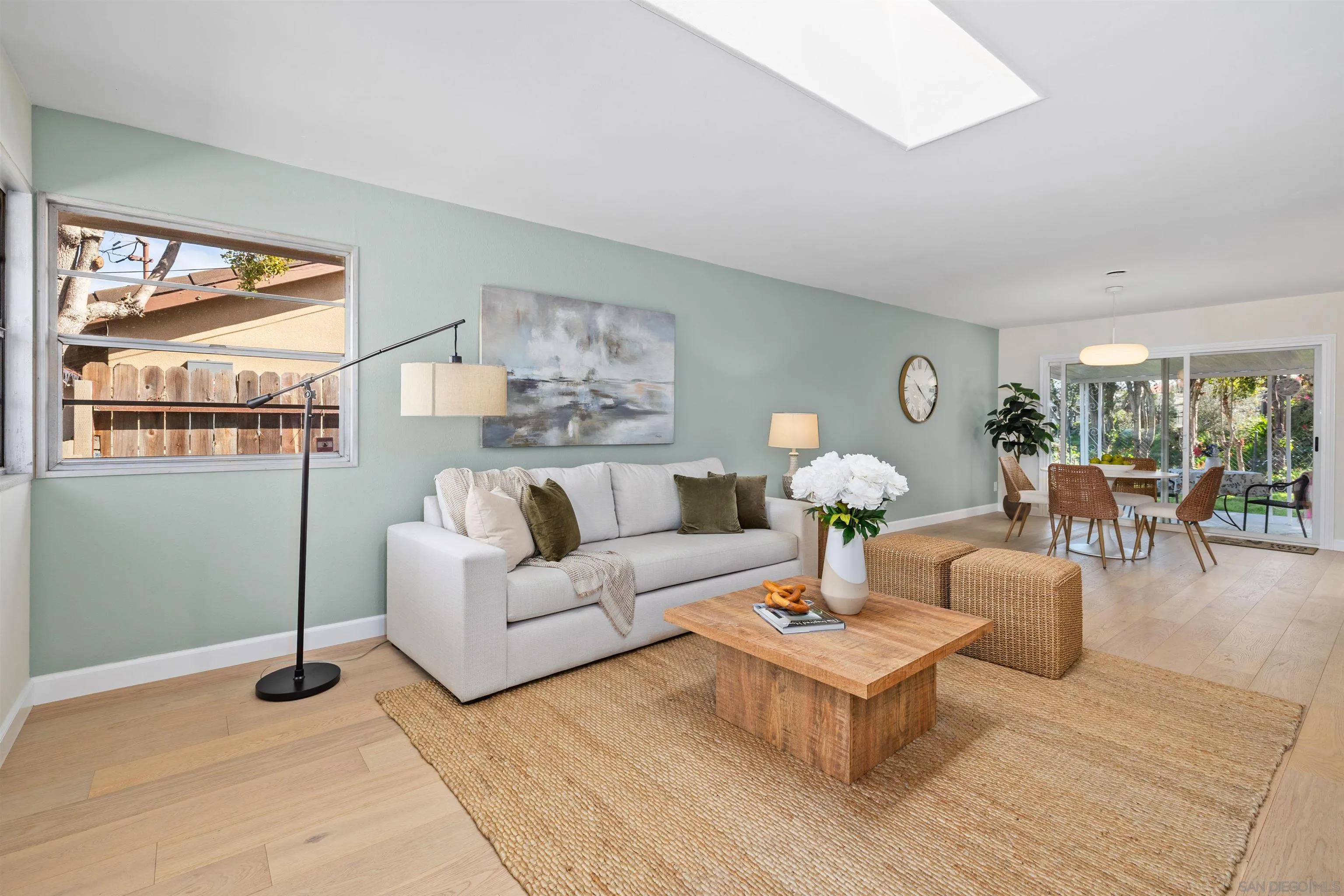 https://cdn.realtyfeed.com/cdn/127/260003466/debe17d6922bd5d8999ae6a1b828eafe.webp