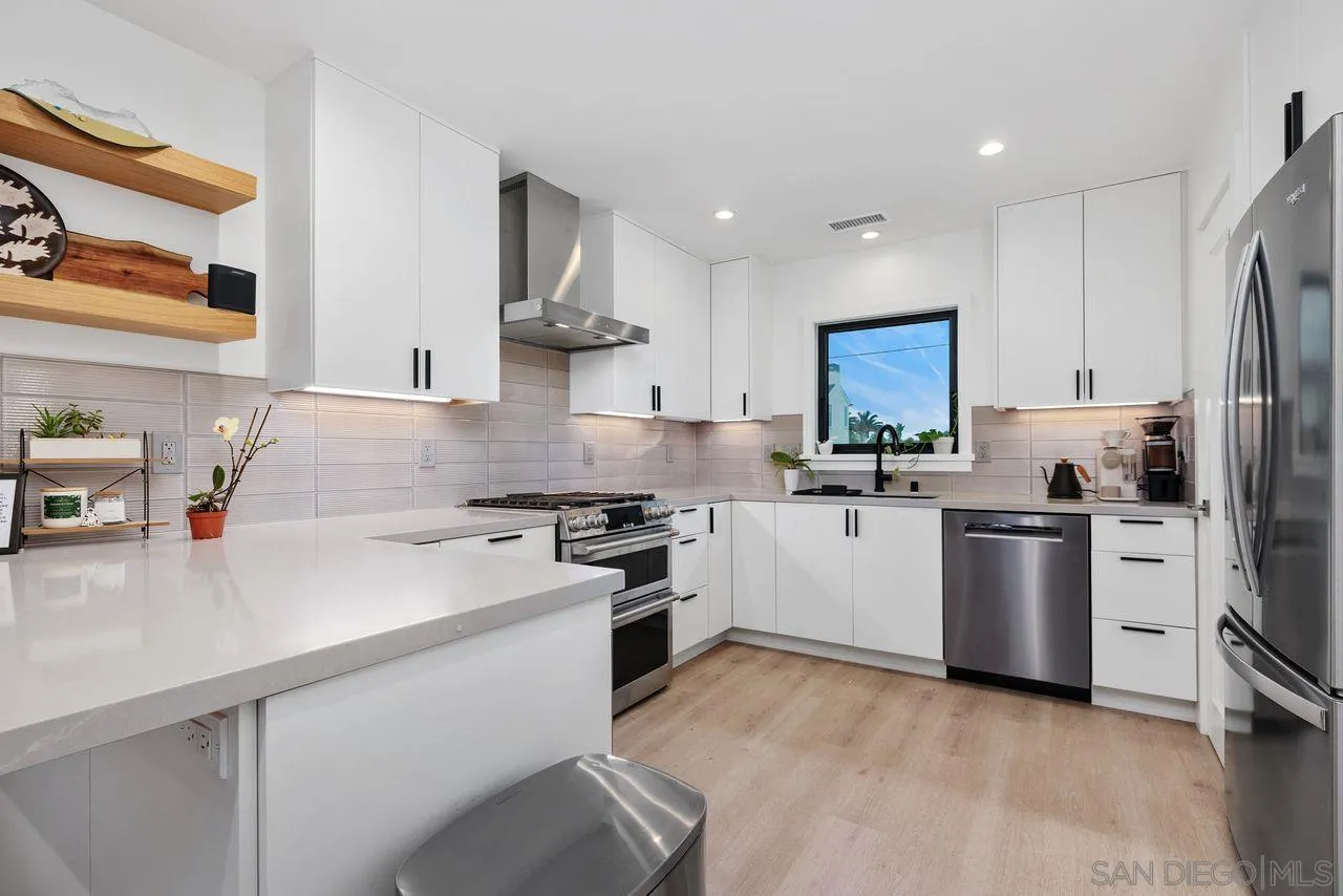 https://cdn.realtyfeed.com/cdn/127/260003471/50956ef222f360e0abcd8766c038bd8c.webp
