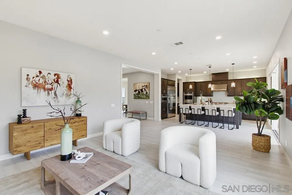 6682 Elegante Way, San Diego, CA, 92130