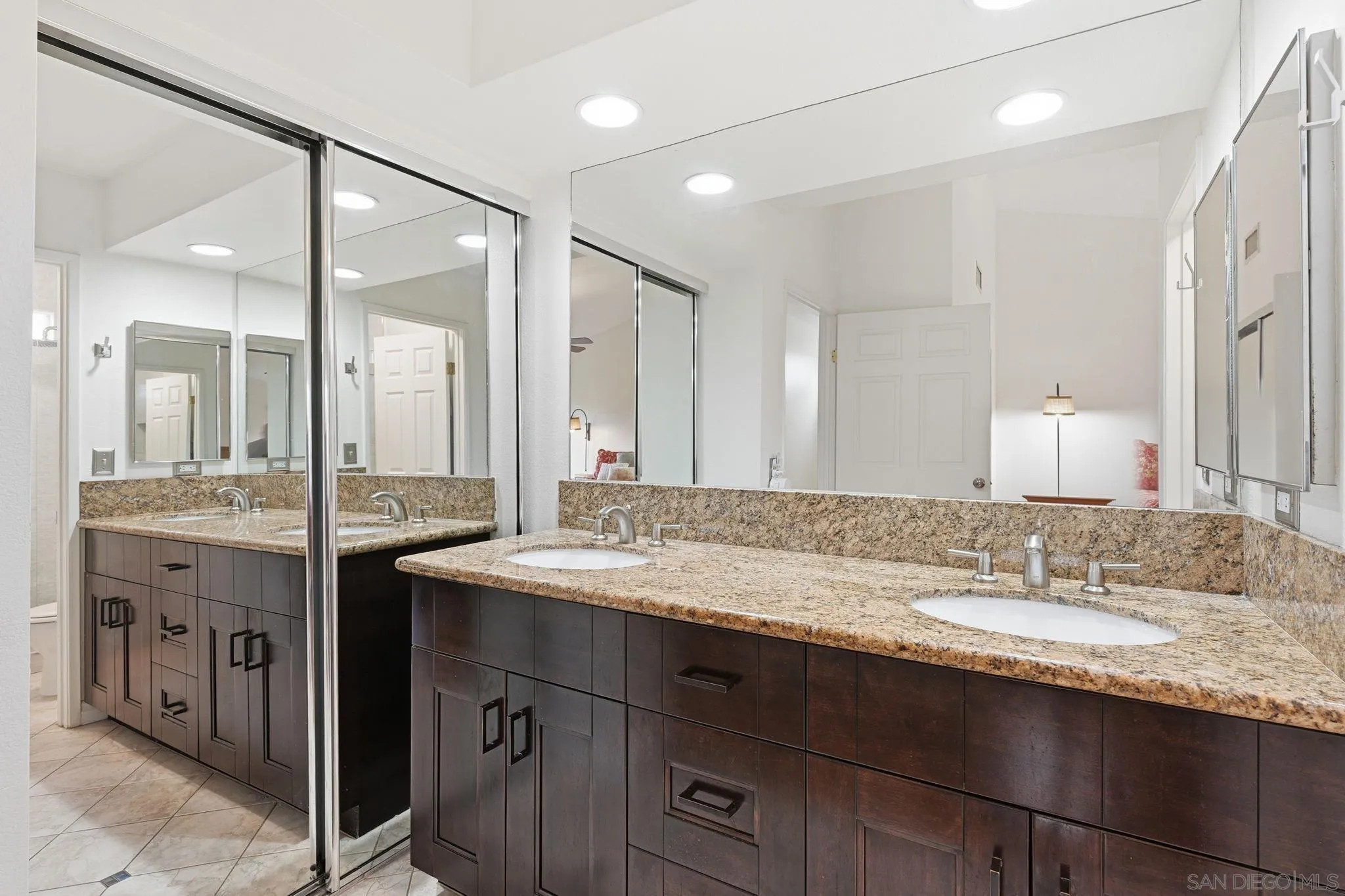 Photo #19: 260003477 Listing: Photo #19