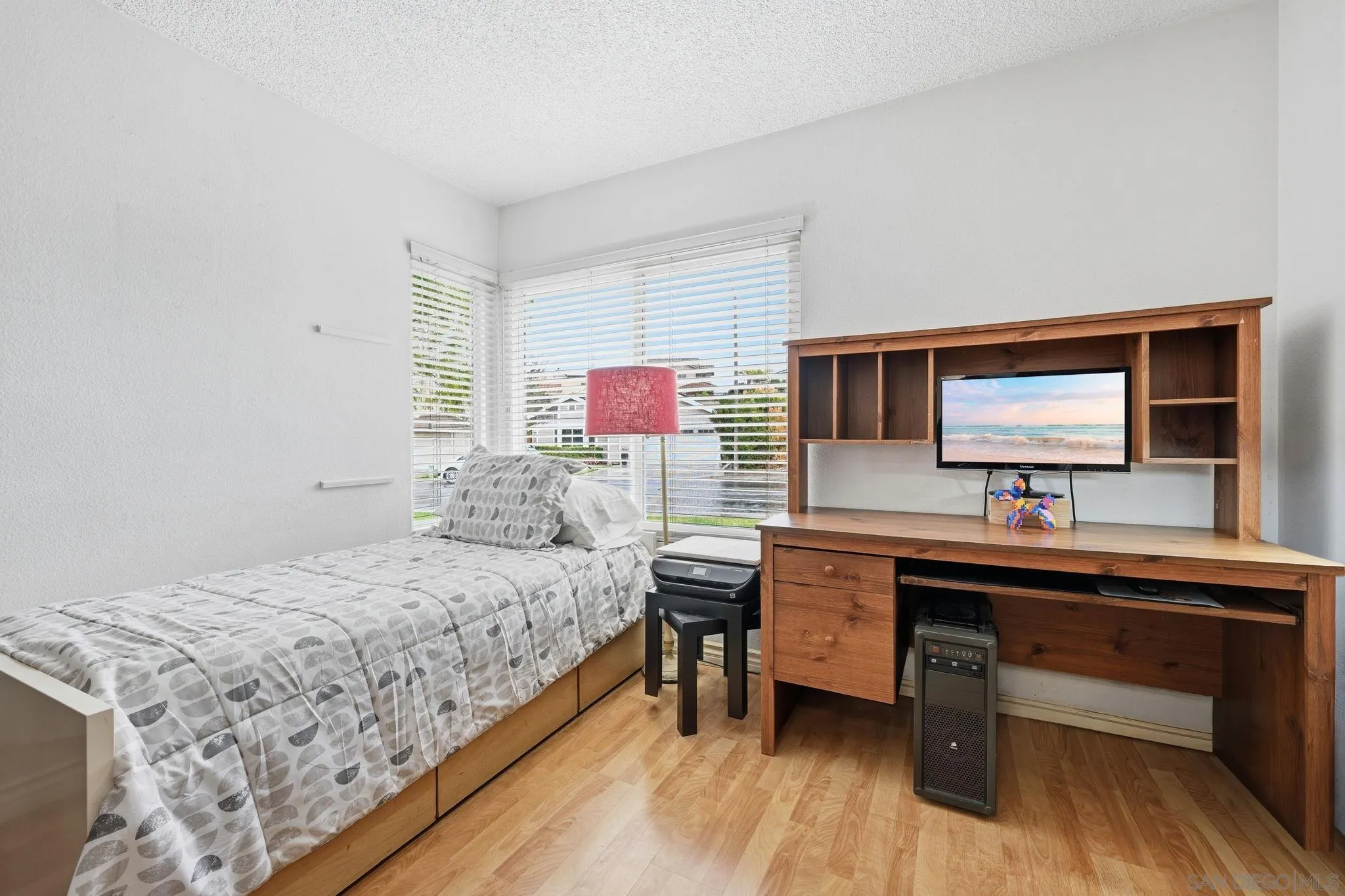 Photo #13: 260003477 Listing: Photo #13
