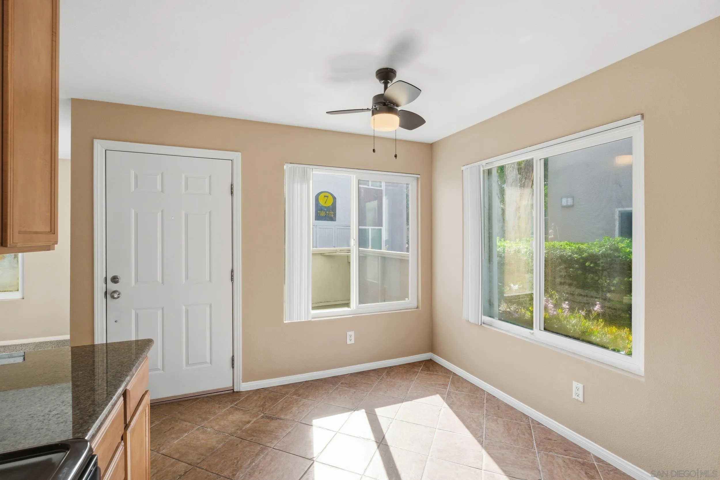 https://cdn.realtyfeed.com/cdn/127/260003480/fc89217f02df34a728bd133f1b465b3b.webp