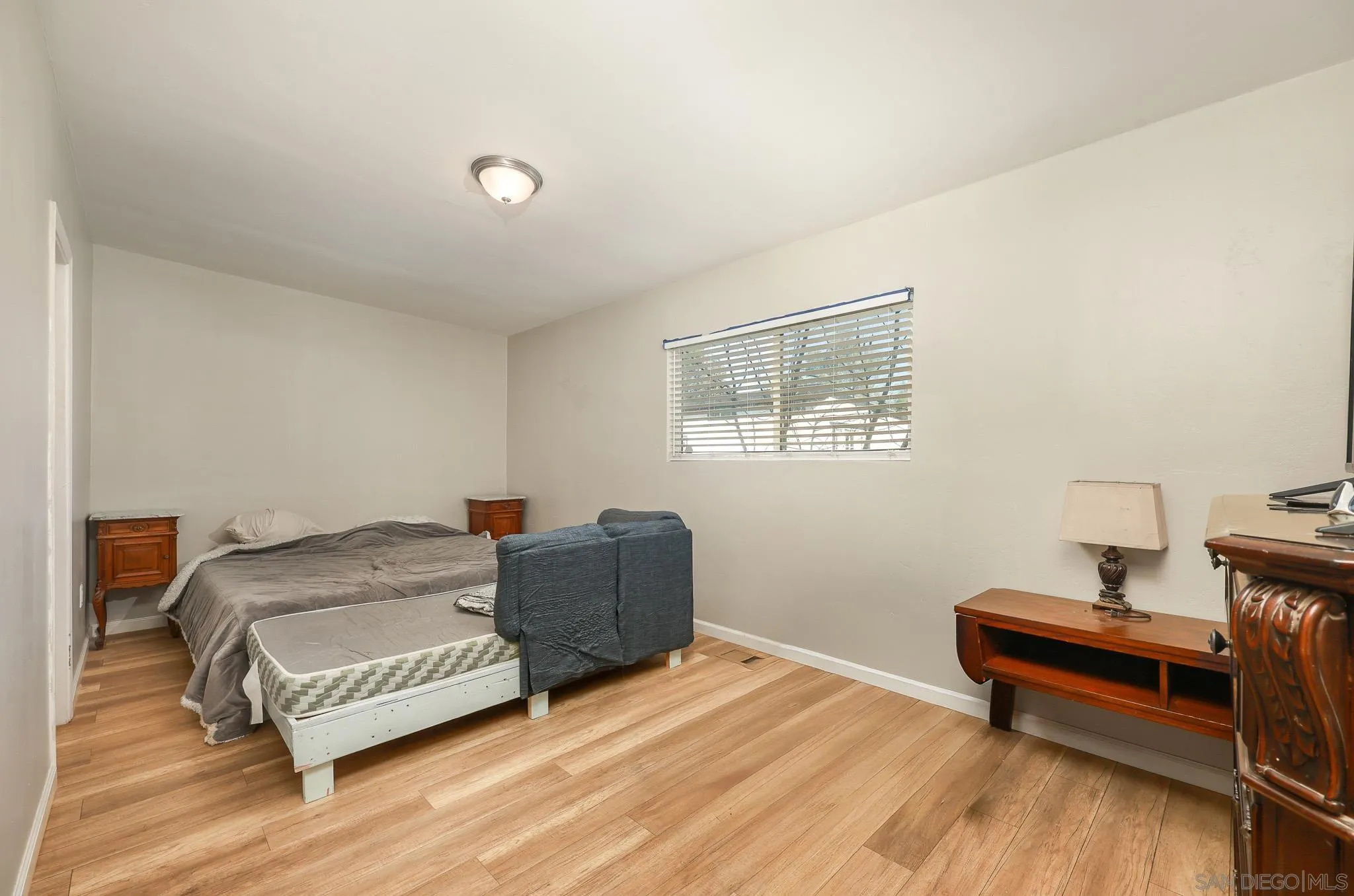https://cdn.realtyfeed.com/cdn/127/260003481/3c24a7d2de5f27122f75e9f6ae3aa8bf.webp