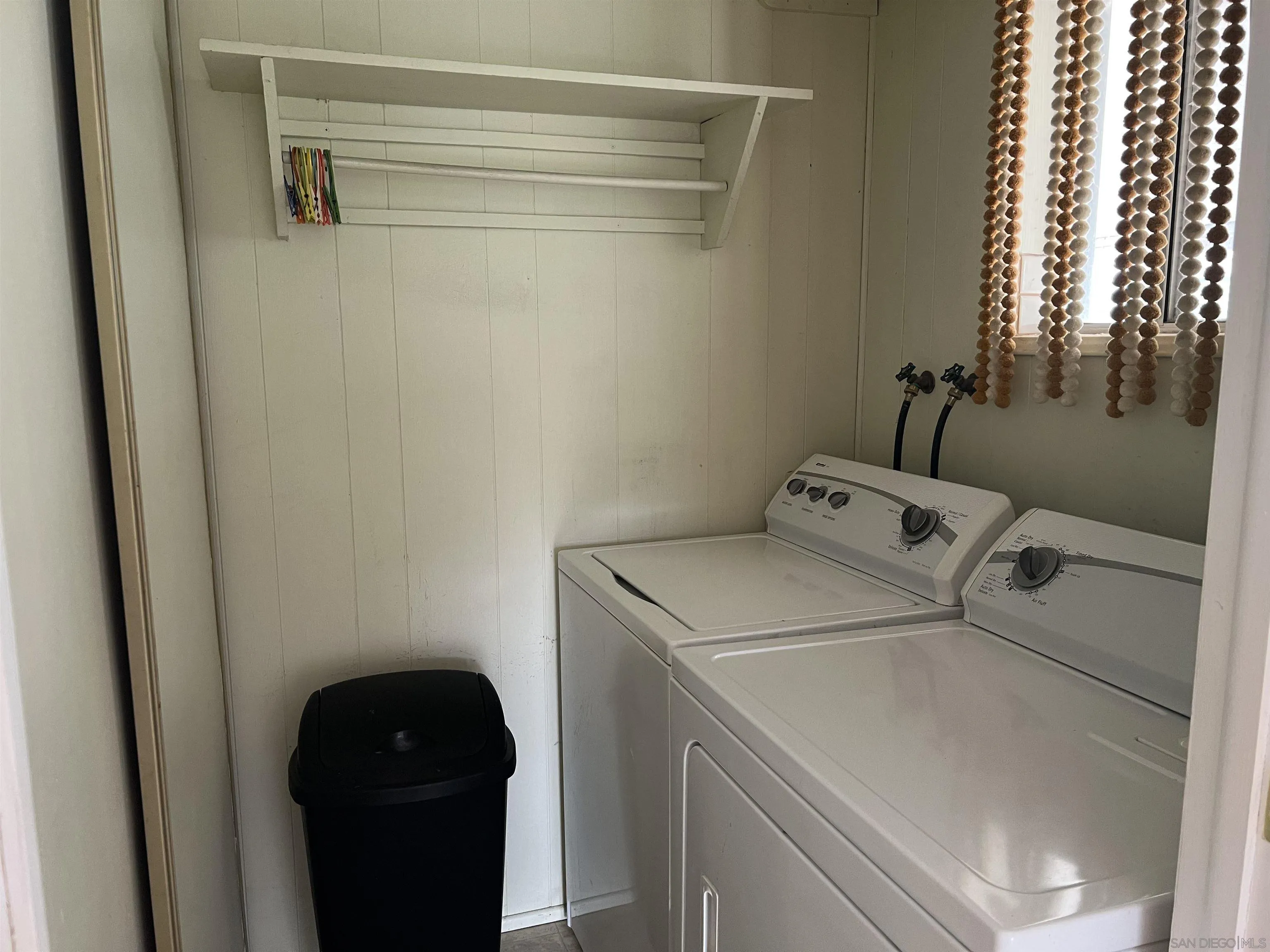 https://cdn.realtyfeed.com/cdn/127/260003483/f18af01c91a6a97b88cbbba3f0f1678d.webp