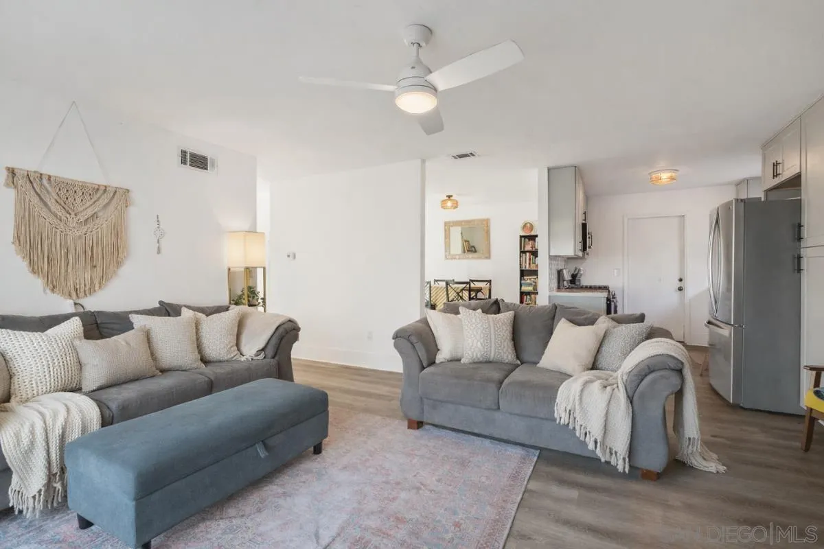 https://cdn.realtyfeed.com/cdn/127/260003488/3ebd016930bff0c58464d3eeca7c5155.webp