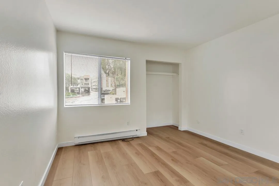 https://cdn.realtyfeed.com/cdn/127/260003501/0aabd0480f8fb0196834240cce8b1579.webp