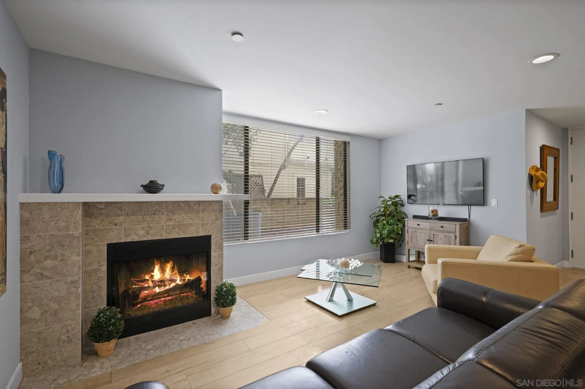 https://cdn.realtyfeed.com/cdn/127/260003514/6349ed2ba30da254a4a8c0fe11372fb9.webp