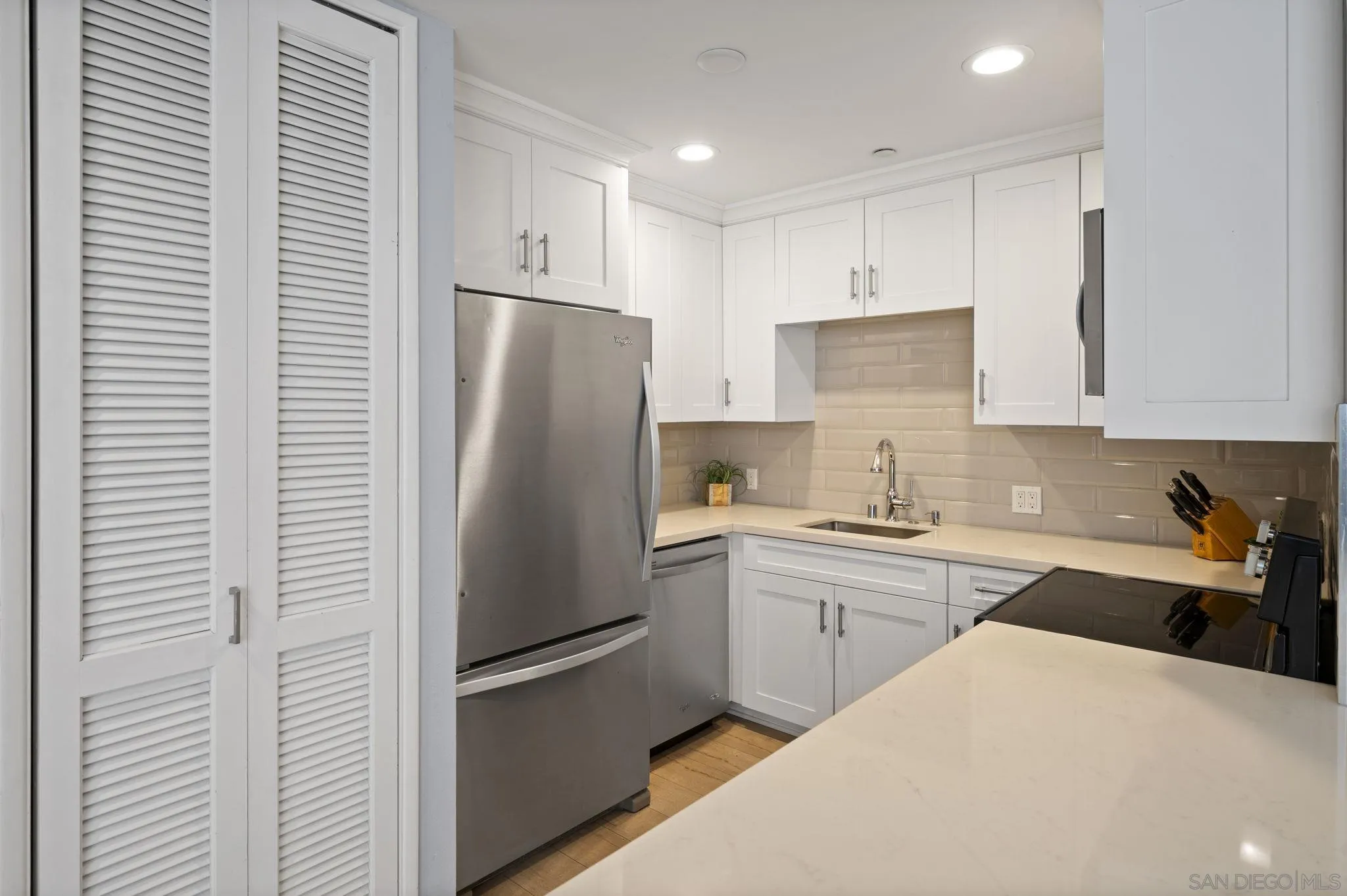 https://cdn.realtyfeed.com/cdn/127/260003514/7054e75ec9a831c4338a56feecb19caf.webp