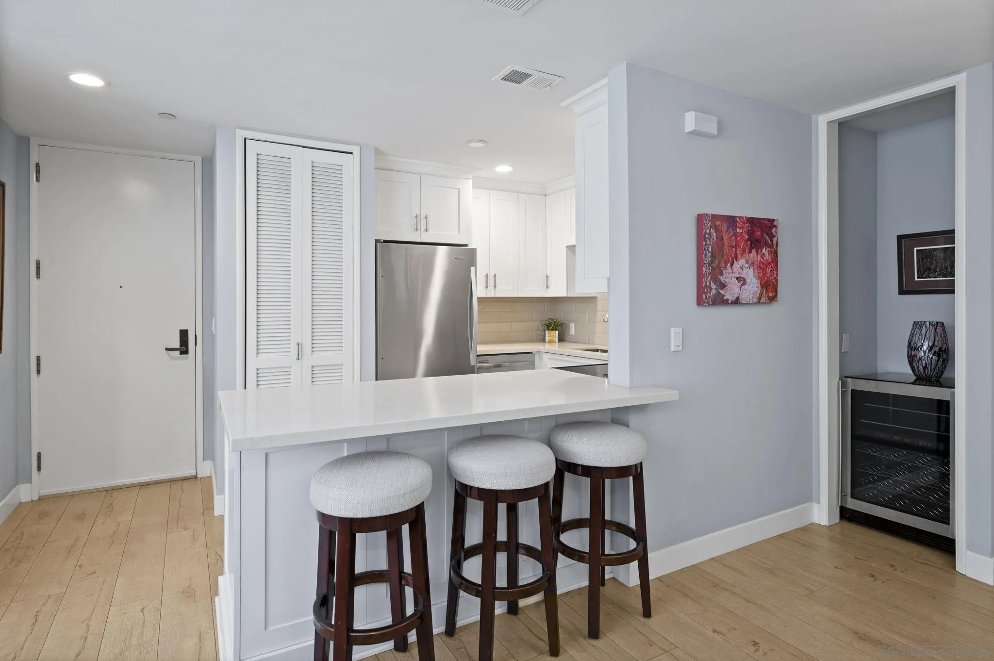 https://cdn.realtyfeed.com/cdn/127/260003514/d80f90d6a375e8a16fa0f65ceff9bba1.webp