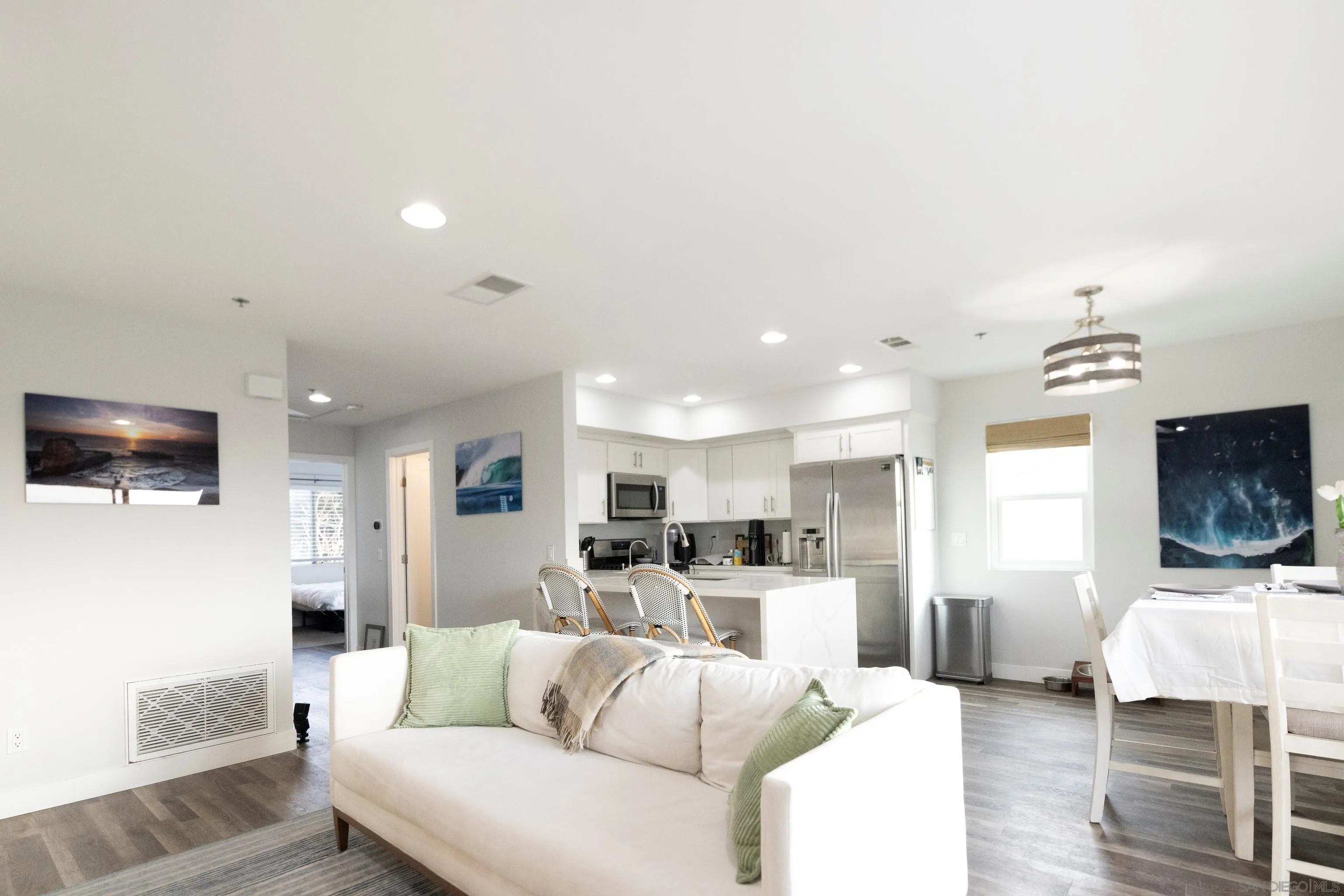 https://cdn.realtyfeed.com/cdn/127/260003515/b3da9d7e77c95b06cf4242b8961d1975.webp