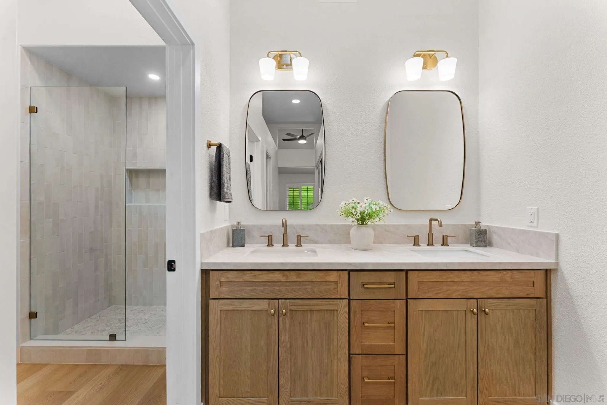 4676 Barcelona Way, Oceanside, CA, 92056