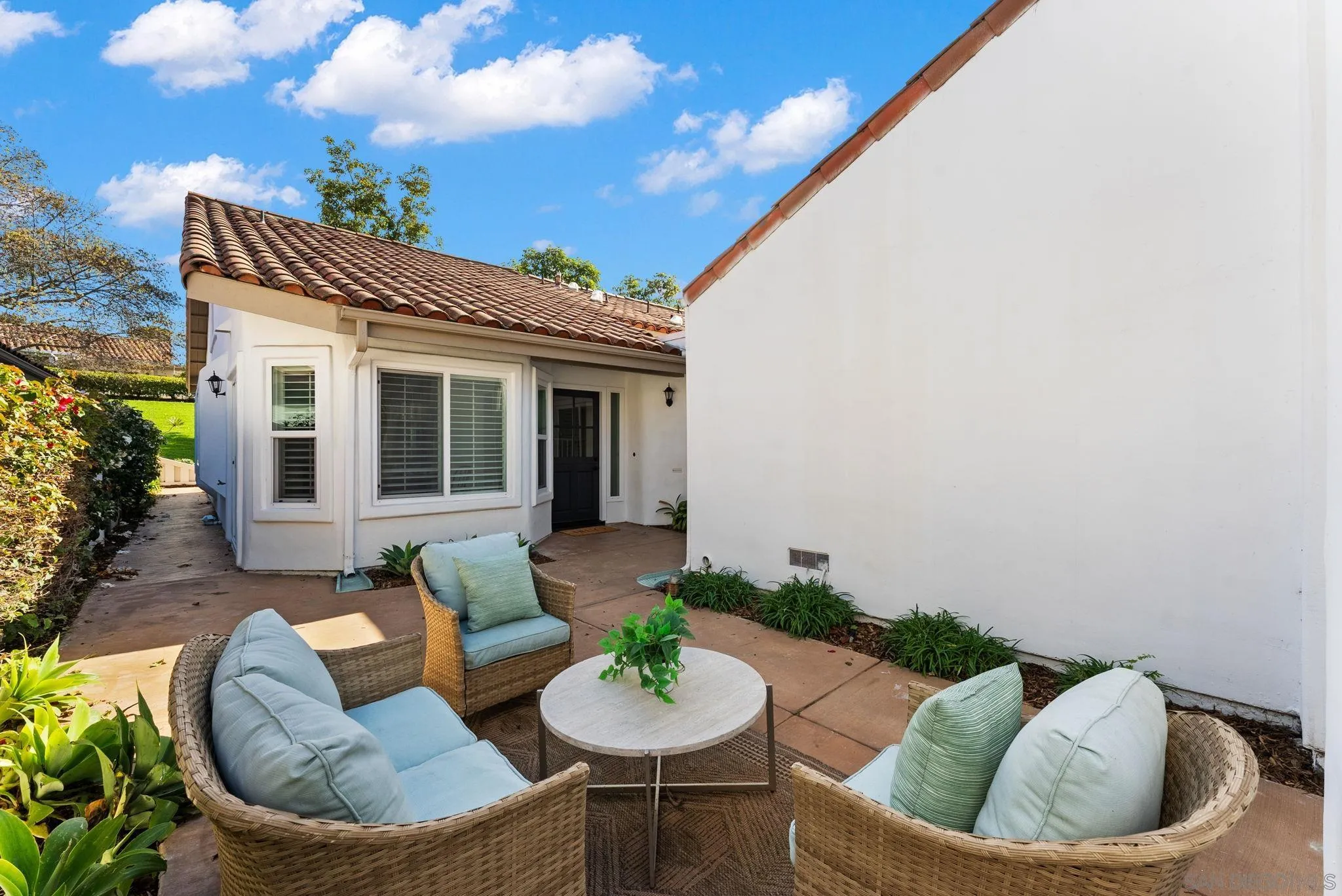 4676 Barcelona Way, Oceanside, CA, 92056