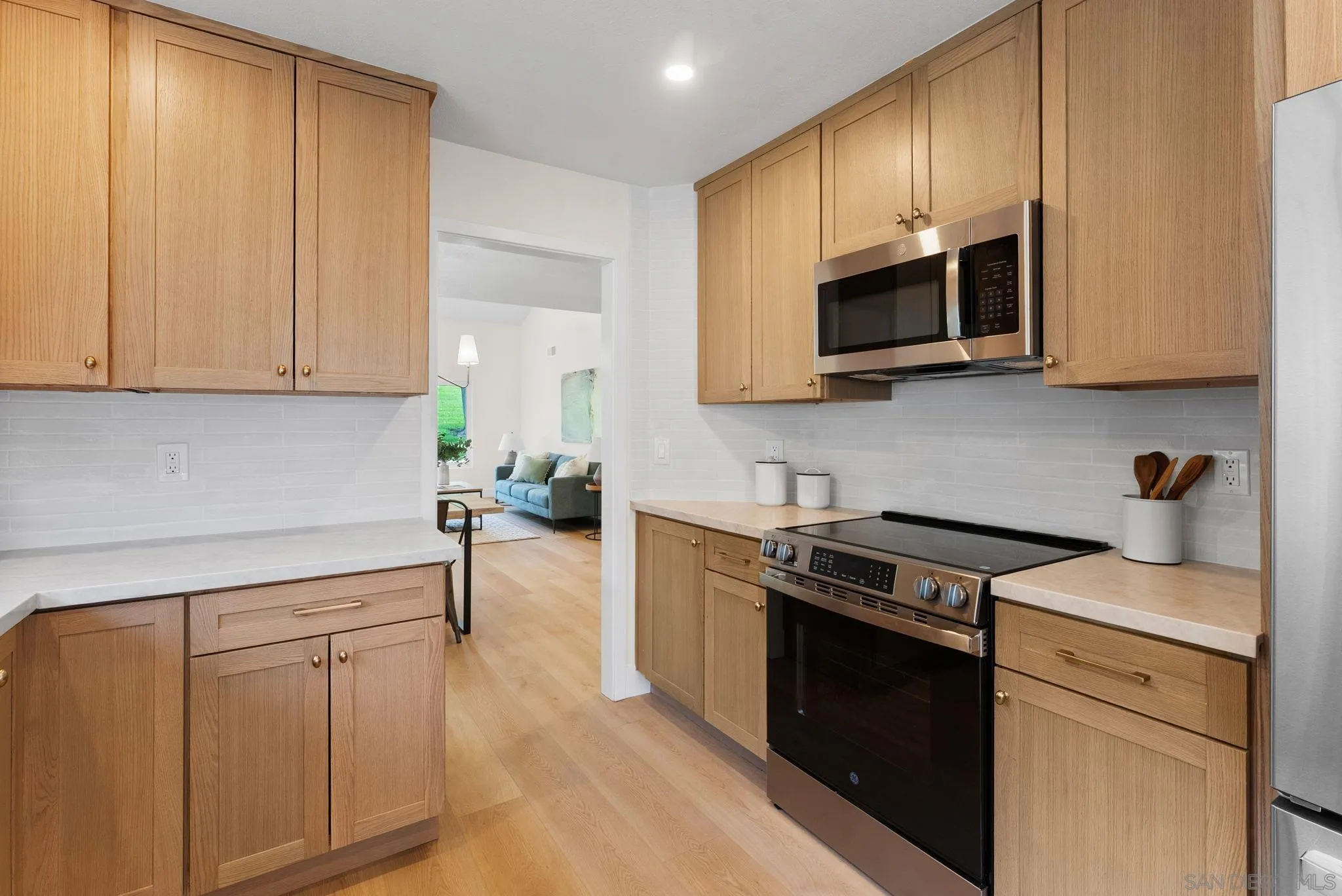 4676 Barcelona Way, Oceanside, CA, 92056