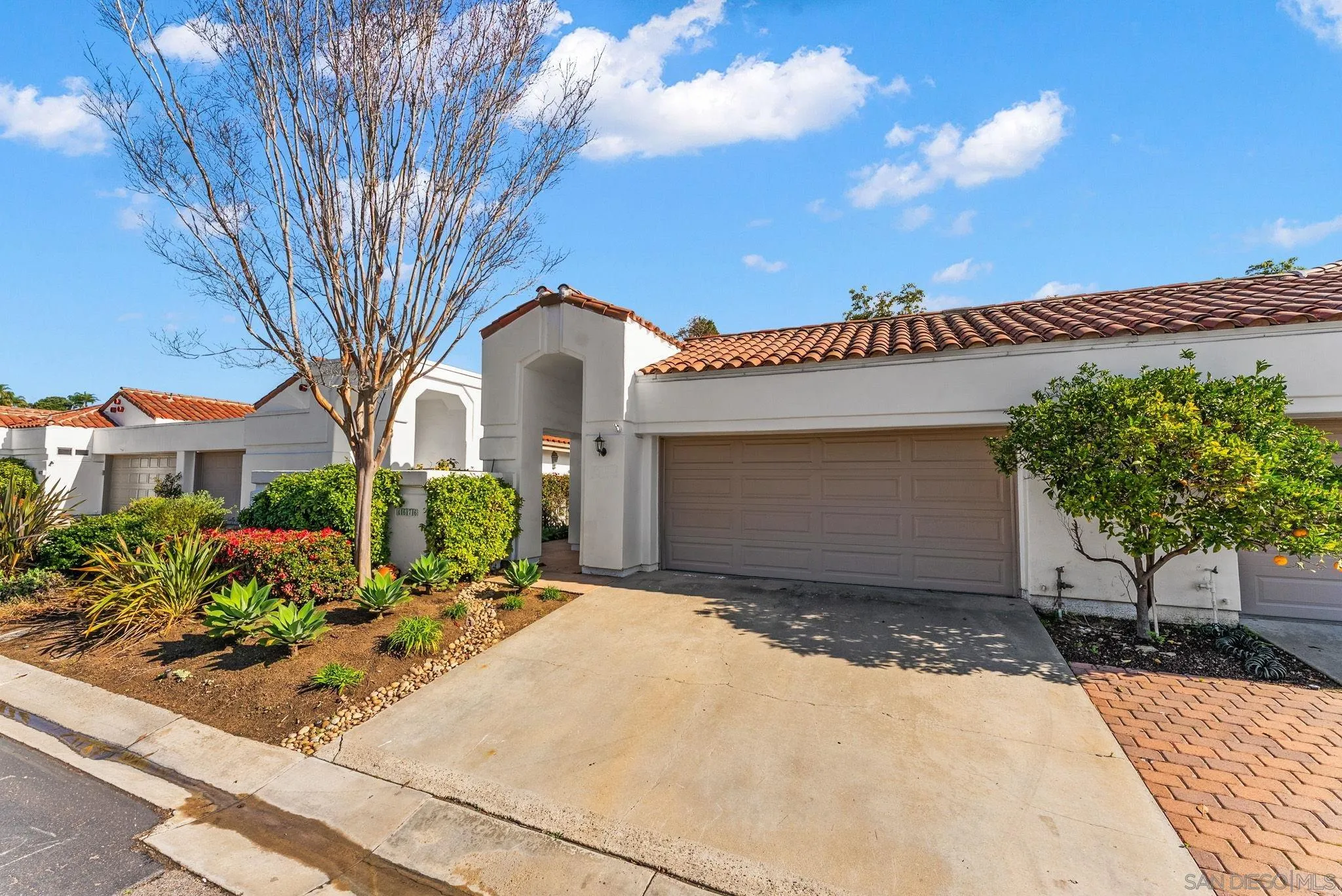 4676 Barcelona Way, Oceanside, CA, 92056