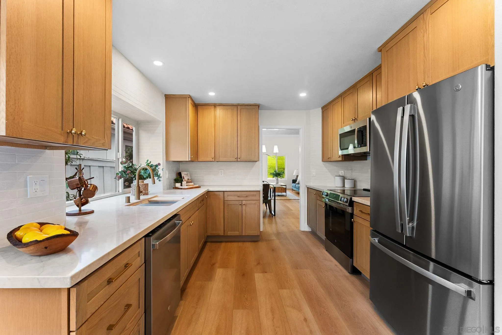 4676 Barcelona Way, Oceanside, CA, 92056