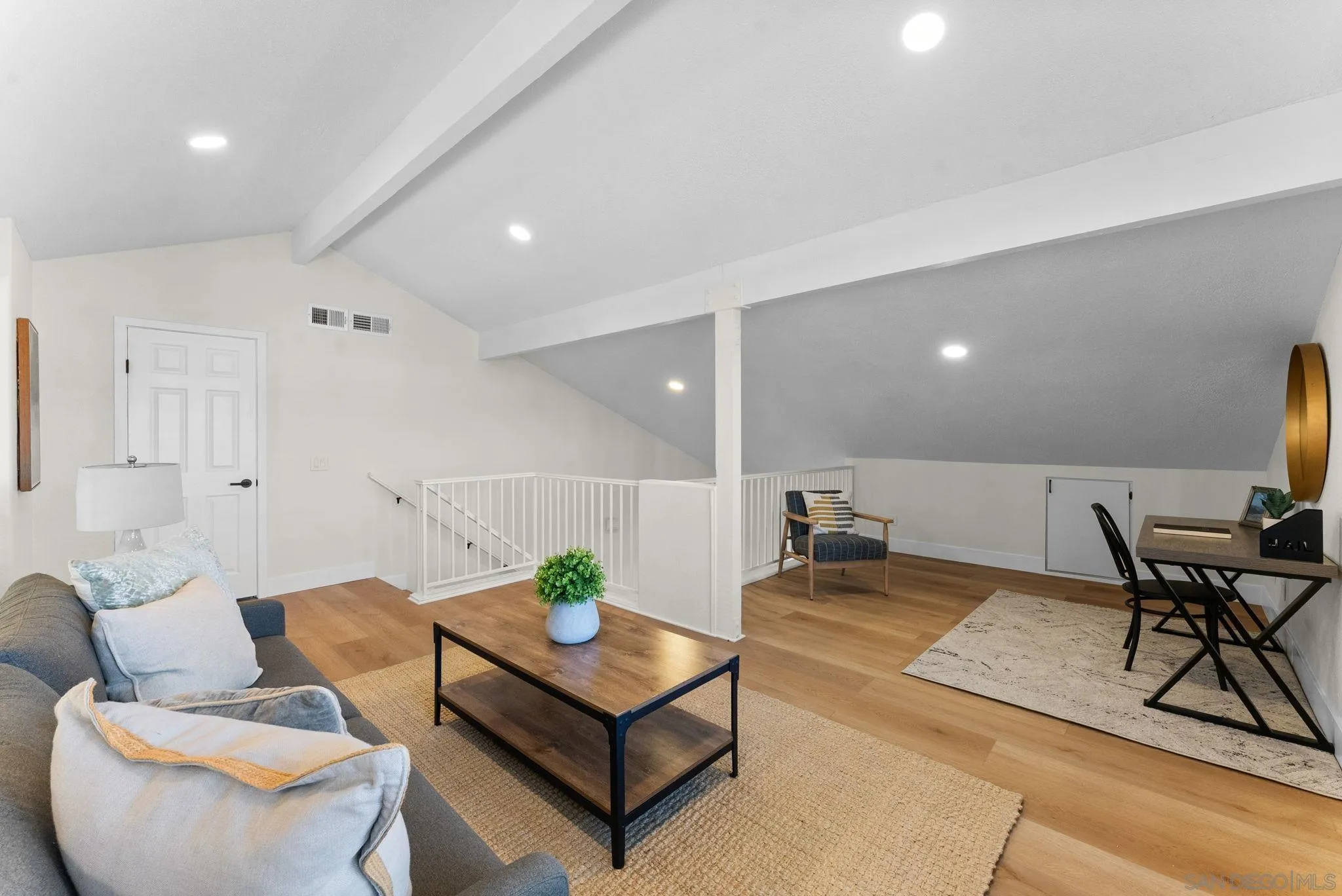 4676 Barcelona Way, Oceanside, CA, 92056