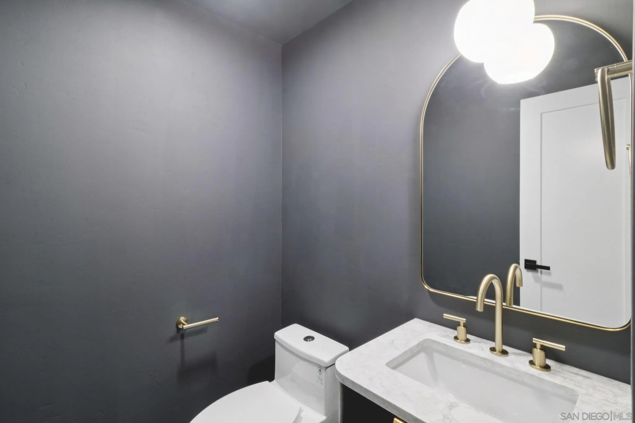 https://cdn.realtyfeed.com/cdn/127/260003518/13258cf677da9673b41f31652764317a.webp