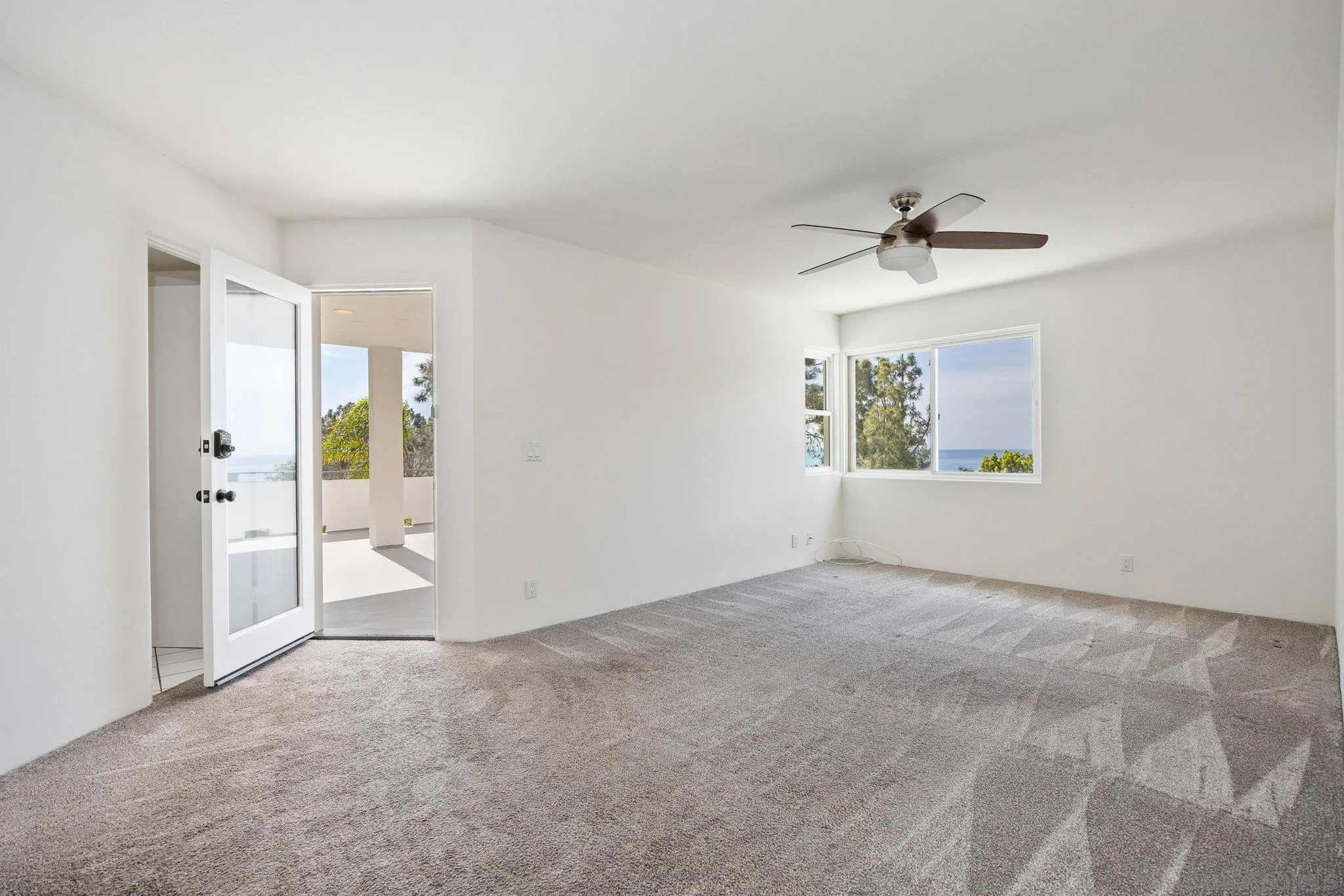 https://cdn.realtyfeed.com/cdn/127/260003519/43dfb1b866748e197ea7105c979ffdd9.webp