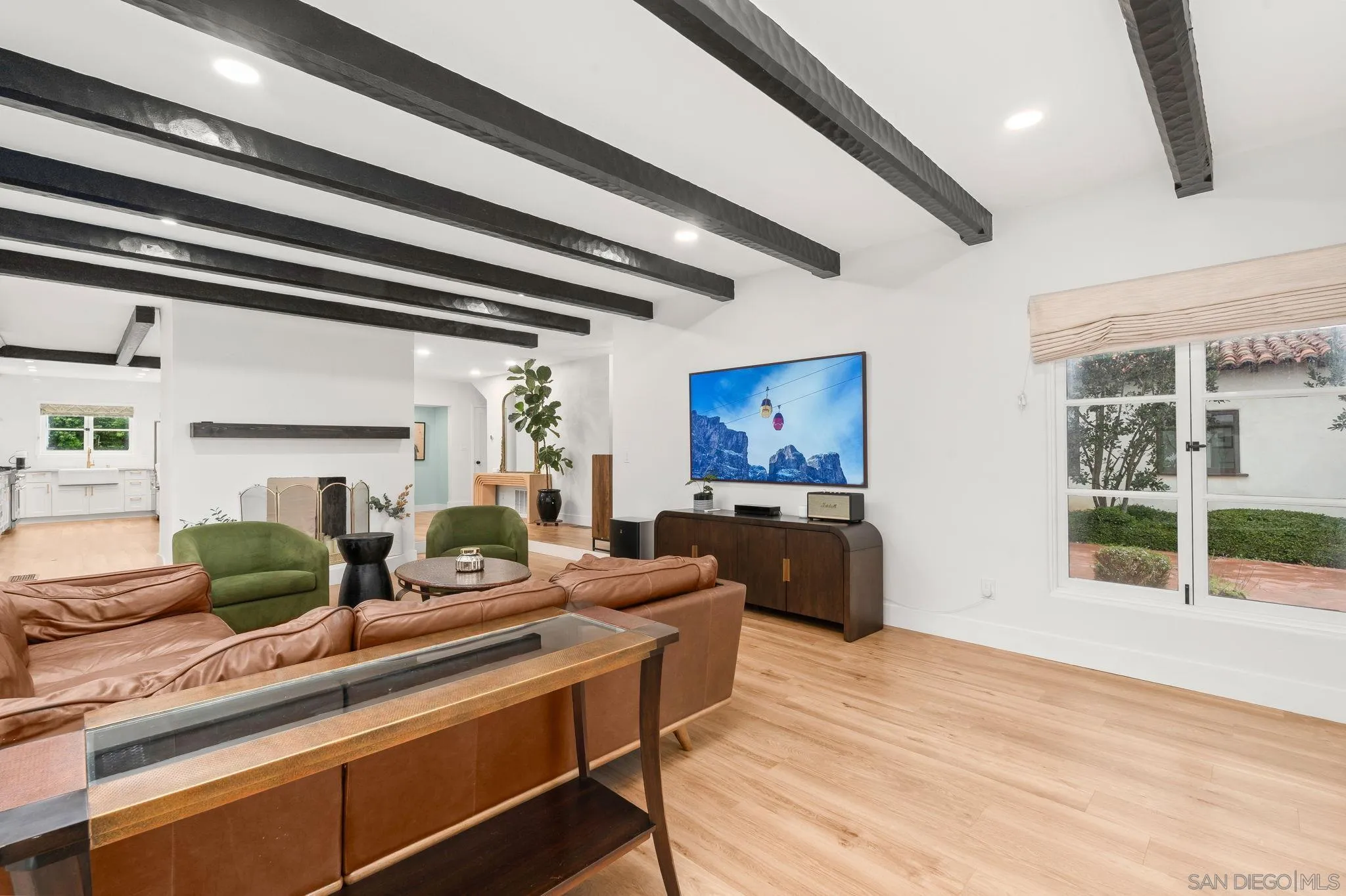 https://cdn.realtyfeed.com/cdn/127/260003525/207d5ff07776464257d4b2c004c03a83.webp