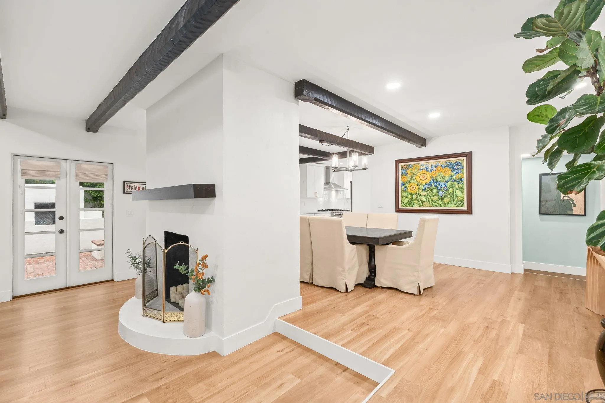 https://cdn.realtyfeed.com/cdn/127/260003525/4751ba470f447f1c8aca763bade07b7b.webp