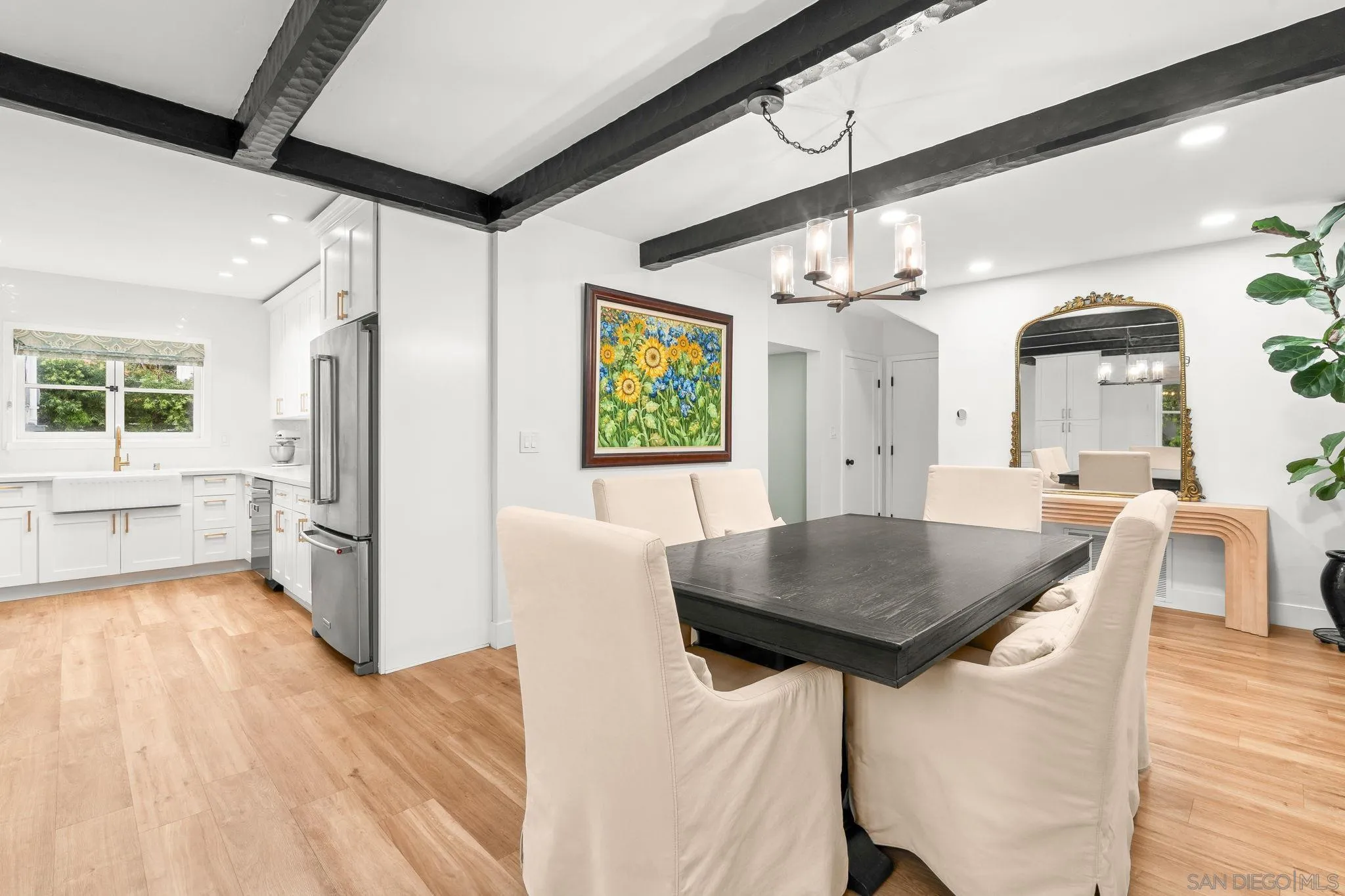 https://cdn.realtyfeed.com/cdn/127/260003525/ccd340e407b03a6216822a9b7bd63317.webp