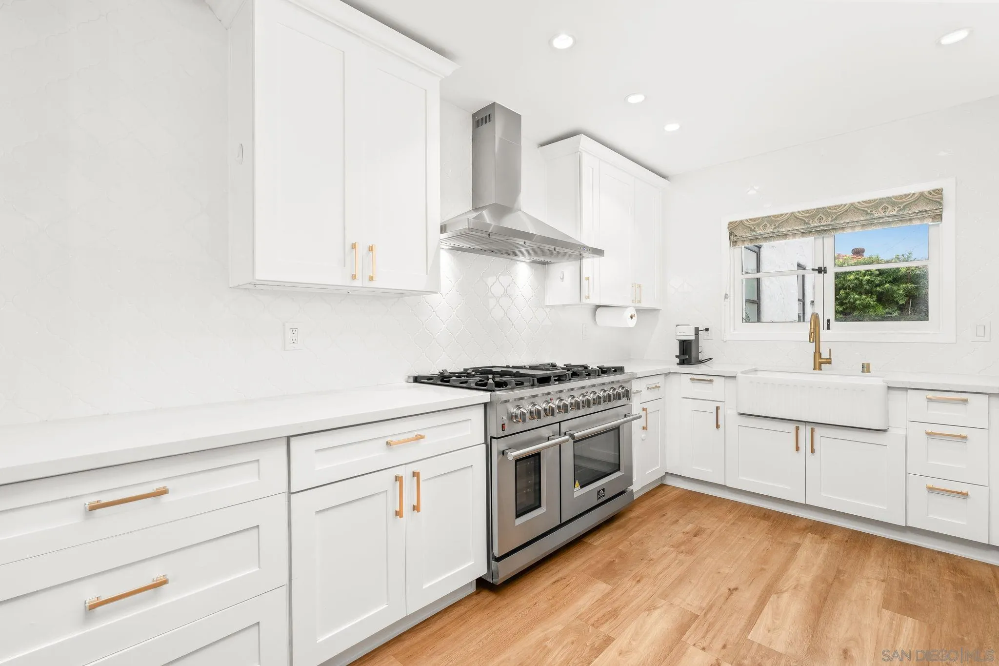 https://cdn.realtyfeed.com/cdn/127/260003525/de0cc2ab1b48f618f8d410c157df985d.webp