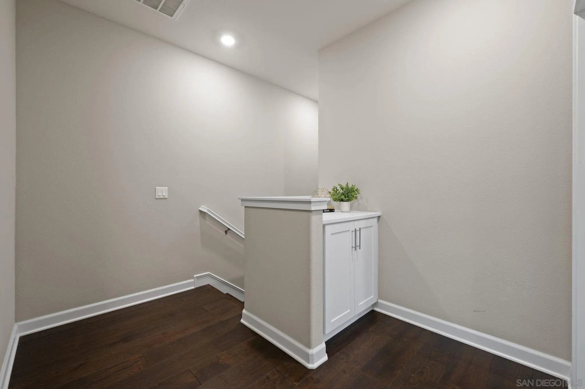 Photo #25: 260003528 Listing: Photo #25