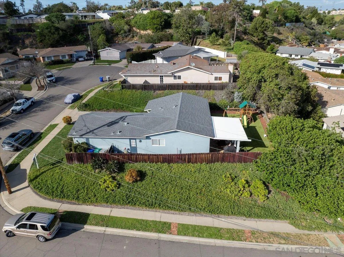 https://cdn.realtyfeed.com/cdn/127/260003532/646a3df5763c77566827b4d426e089fe.webp