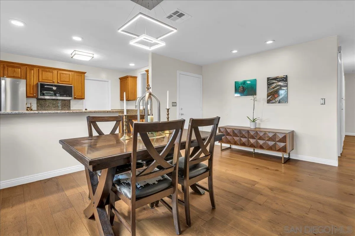 https://cdn.realtyfeed.com/cdn/127/260003532/c9a1c00545d814f636f491b75d8fa29f.webp