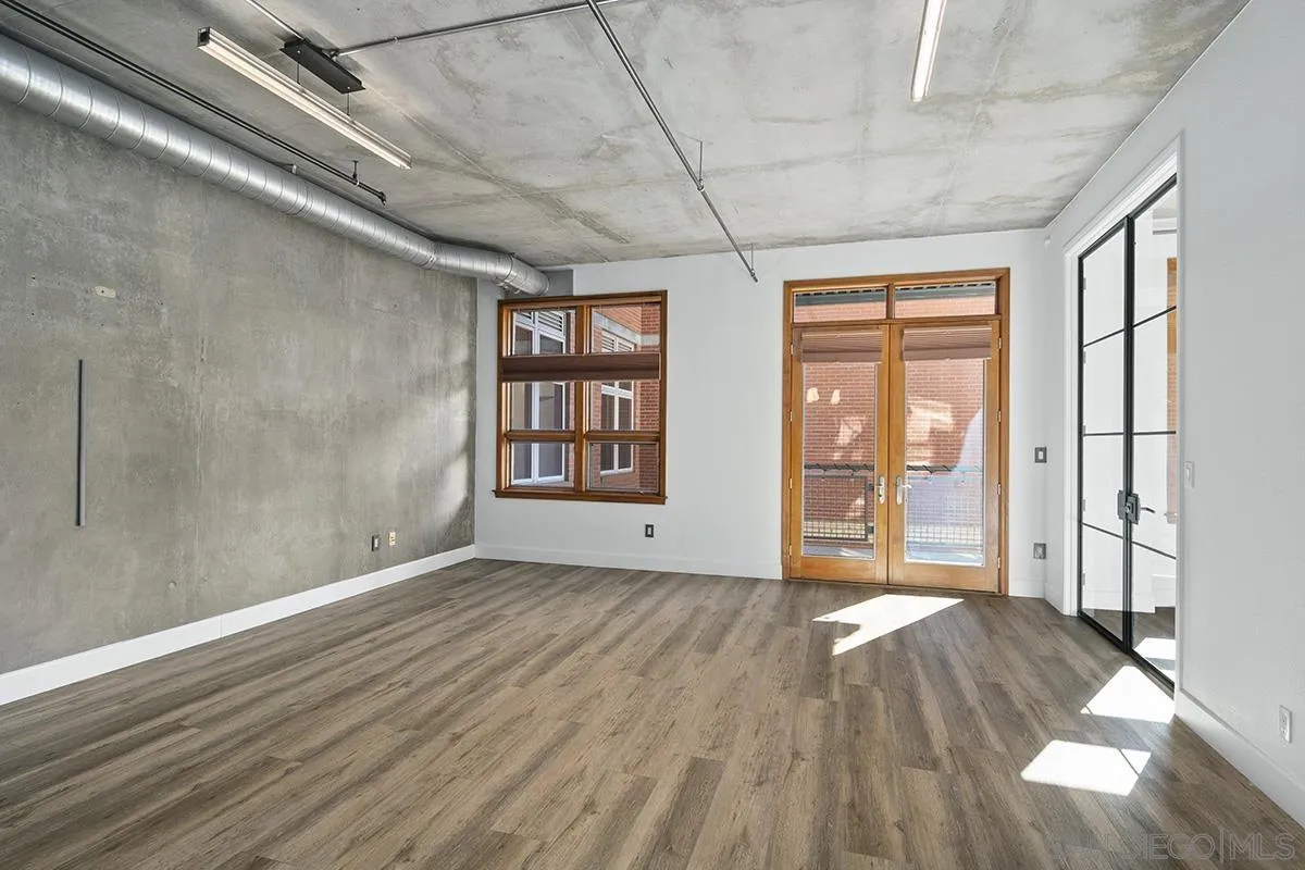 Photo #4: 260003533 Listing: Photo #4