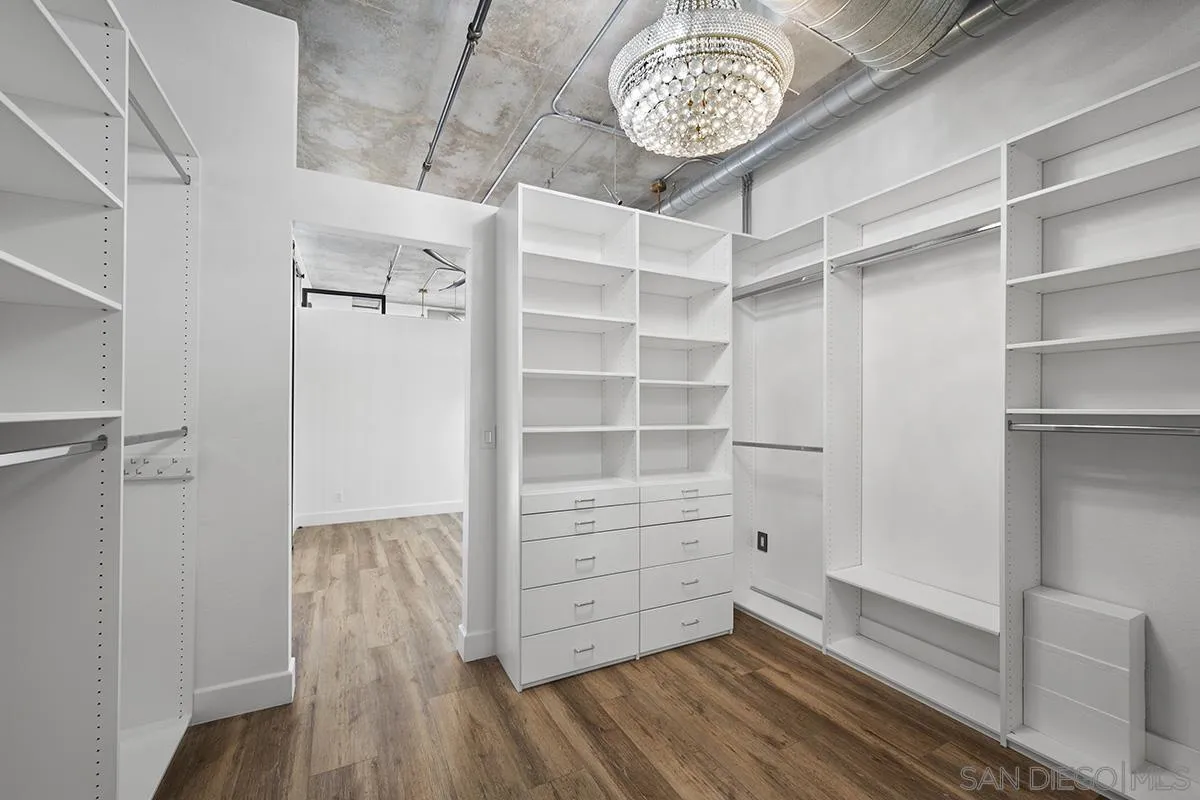 Photo #17: 260003533 Listing: Photo #17