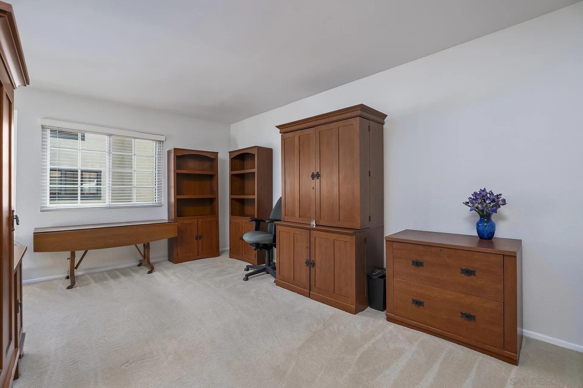 https://cdn.realtyfeed.com/cdn/127/260003537/180633330c2cb4aca4cebd06e0a6f020.webp