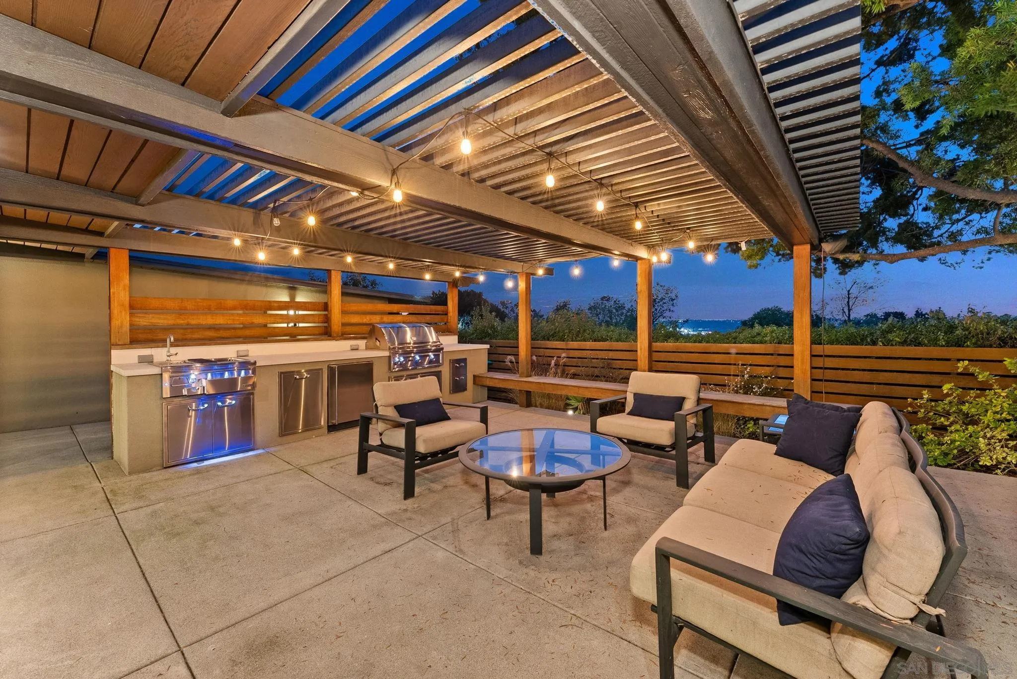 https://cdn.realtyfeed.com/cdn/127/260003540/1114035319060b44eb201862612862b3.webp