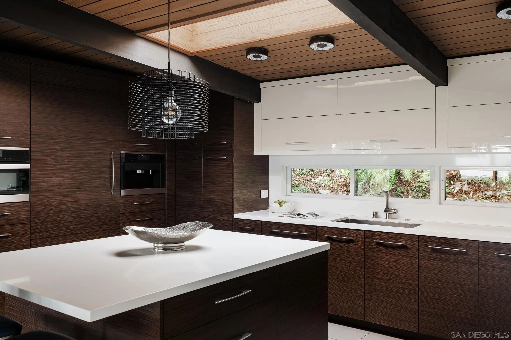 https://cdn.realtyfeed.com/cdn/127/260003540/65878df4592fb60f02e55d4c6e78db5d.webp