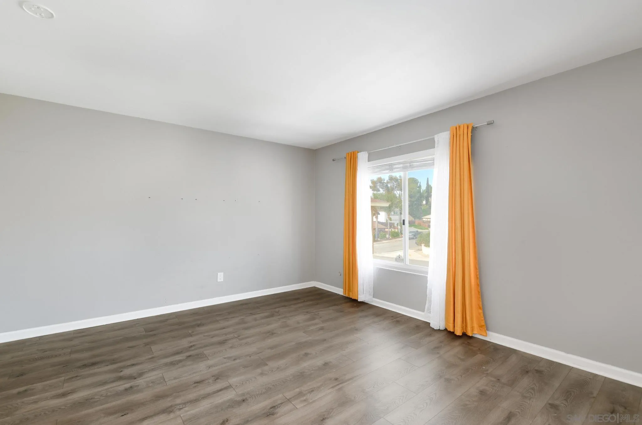 https://cdn.realtyfeed.com/cdn/127/260003542/84d5074cf5fffc0e8786621c44f15f21.webp