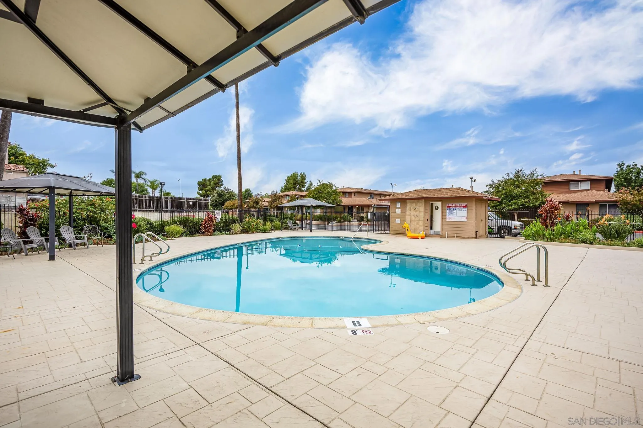https://cdn.realtyfeed.com/cdn/127/260003543/7227dcfbbf1411bdb9433c37e0ada0c2.webp