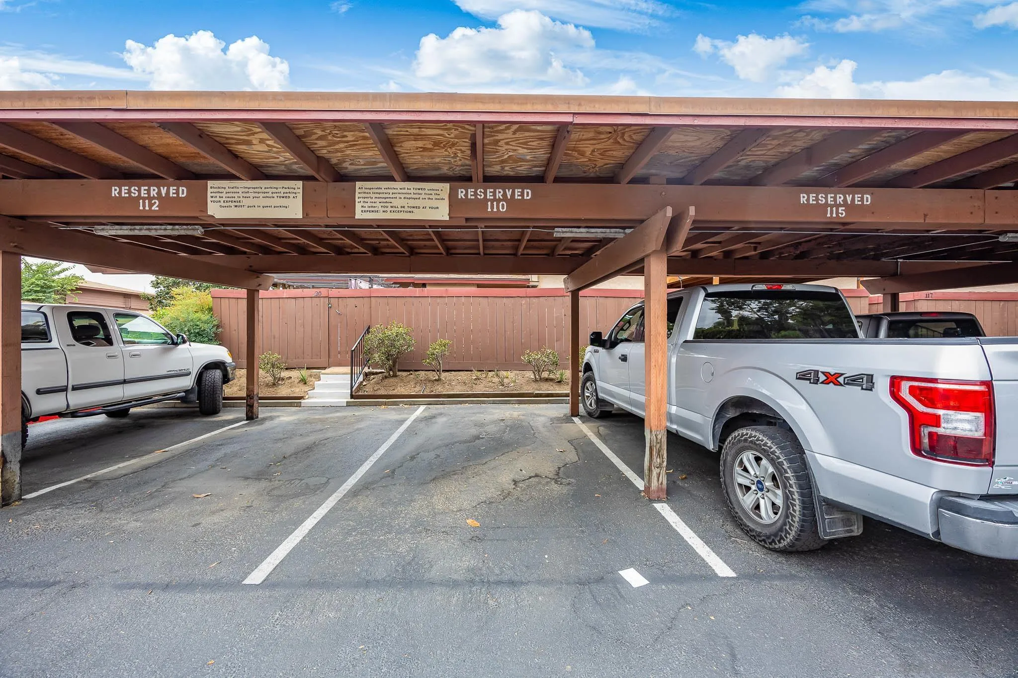 https://cdn.realtyfeed.com/cdn/127/260003543/8e3cf3d01e267db55a44545e0e9f5b39.webp