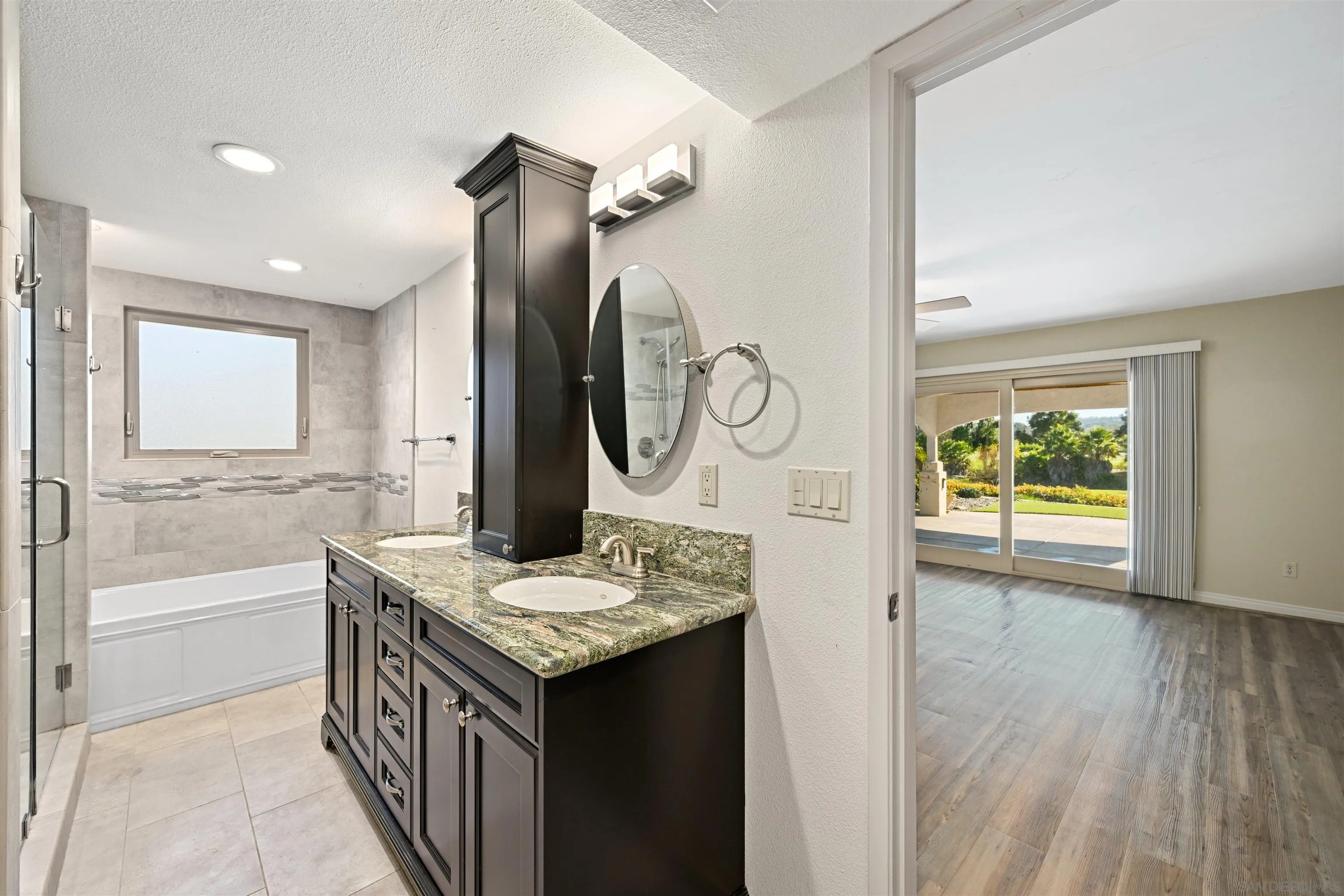 https://cdn.realtyfeed.com/cdn/127/260003544/d3715c6e0868a40768dae3744db1eb04.webp