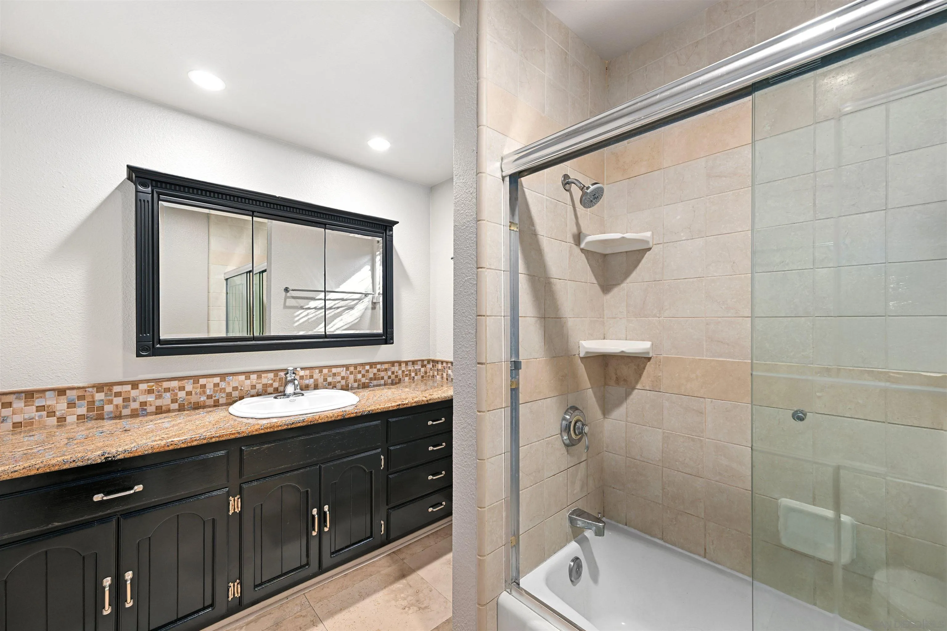 https://cdn.realtyfeed.com/cdn/127/260003544/e2332666935ef1fb003e6d4ac061286d.webp
