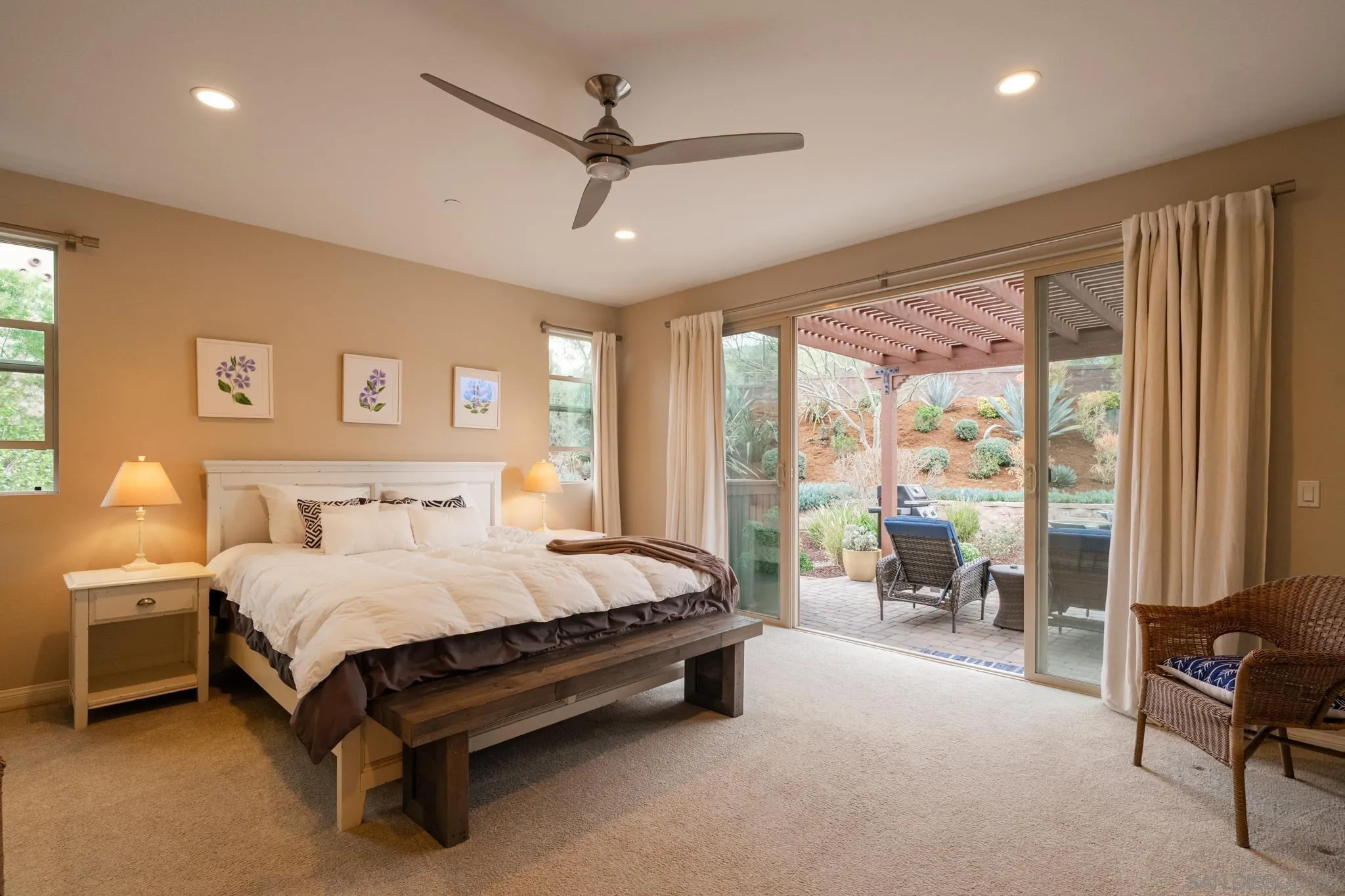 https://cdn.realtyfeed.com/cdn/127/260003550/14511992b59c20e98873faef607b0bef.webp