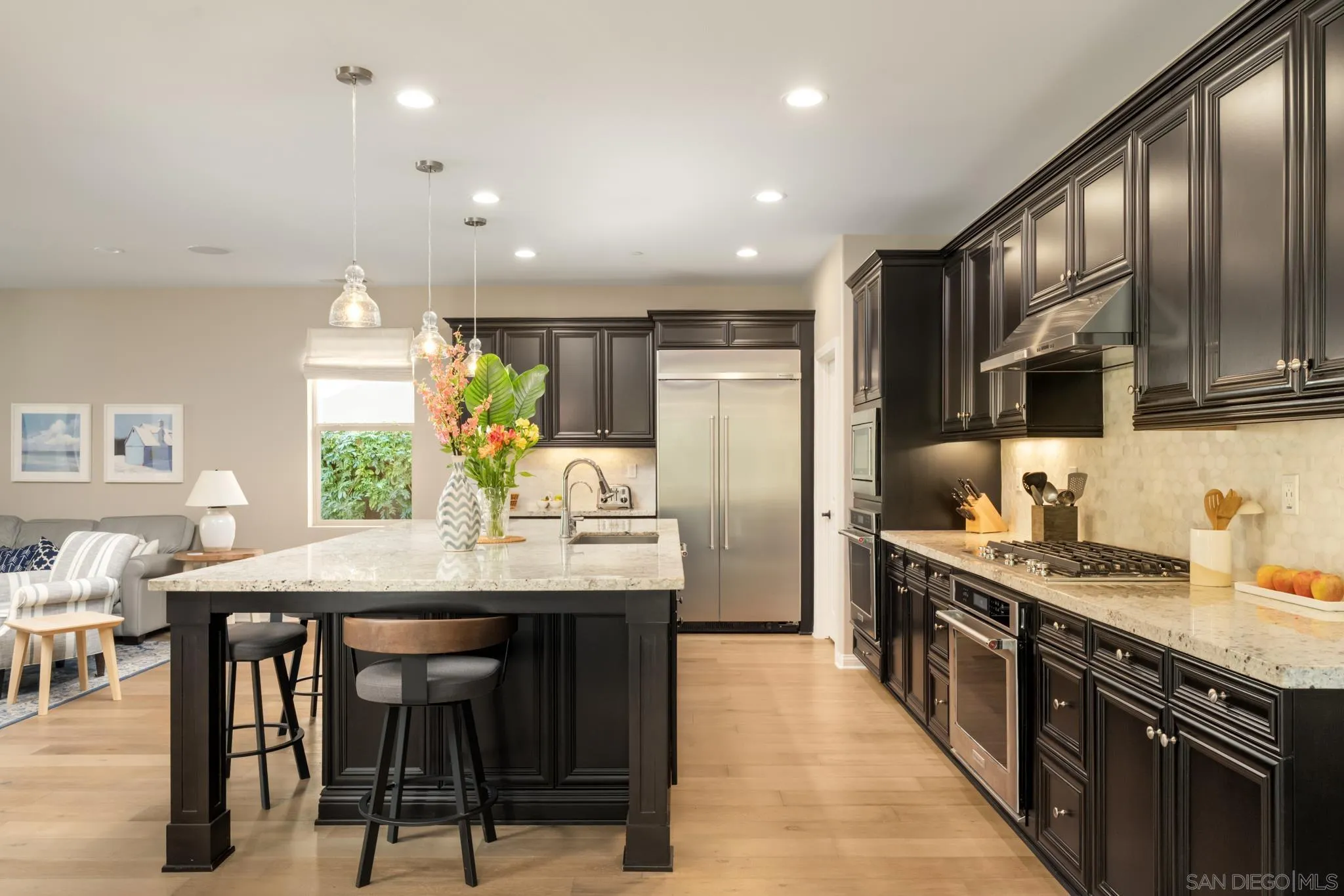 https://cdn.realtyfeed.com/cdn/127/260003550/637ea5e1b403d0bc10826ace487aa30c.webp